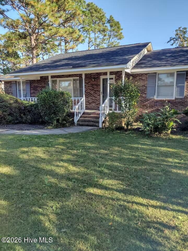 Single Family Residence at 5302 Dandelion Drive, Wilmington, NC 28405, photo 2 of 62