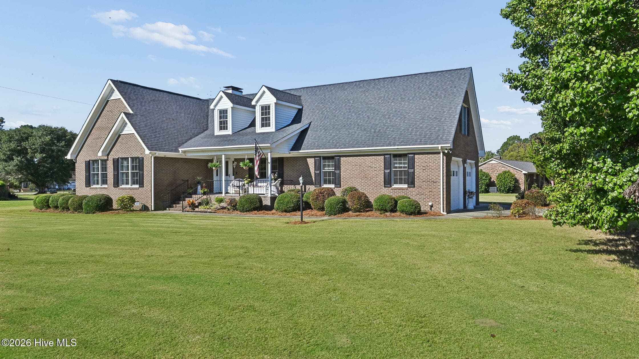 Single Family Residence at 944 Country Club Drive, Ayden, NC 28513, photo 5 of 61
