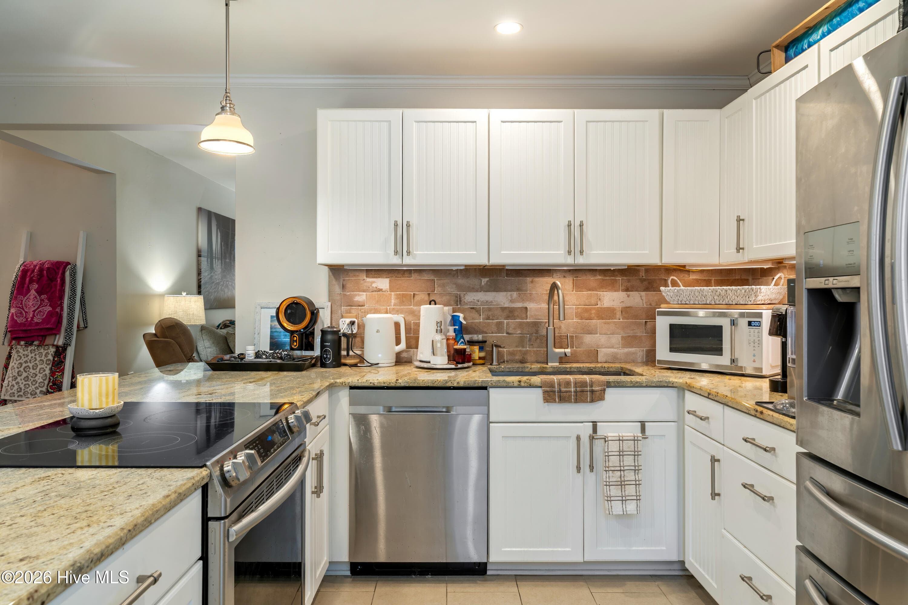 Condominium at 2940 Oleander Drive G6, Wilmington, NC 28403, photo 9 of 53