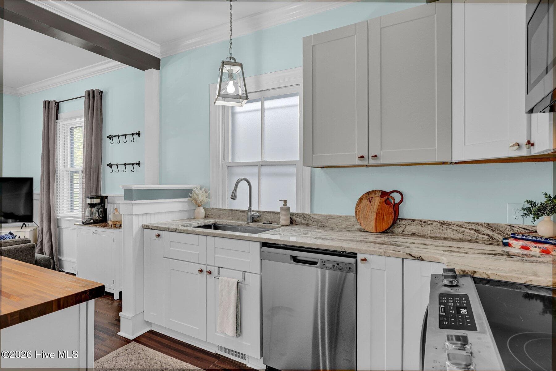 Single Family Residence at 321 S 7th Street, Wilmington, NC 28401, photo 13 of 34