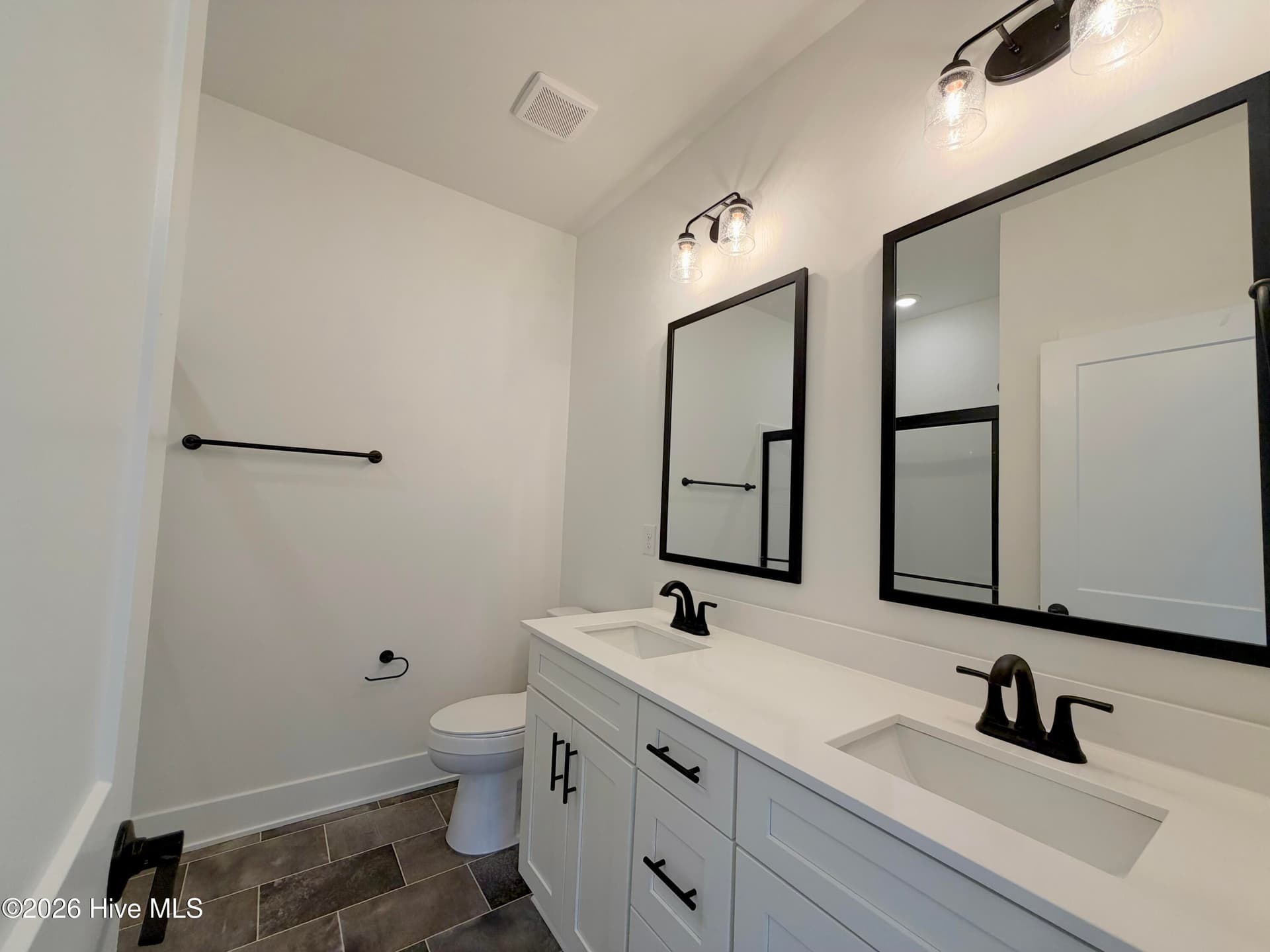 Townhouse at 483 Timbercrest Circle SE, Bolivia, NC 28422, photo 33 of 65