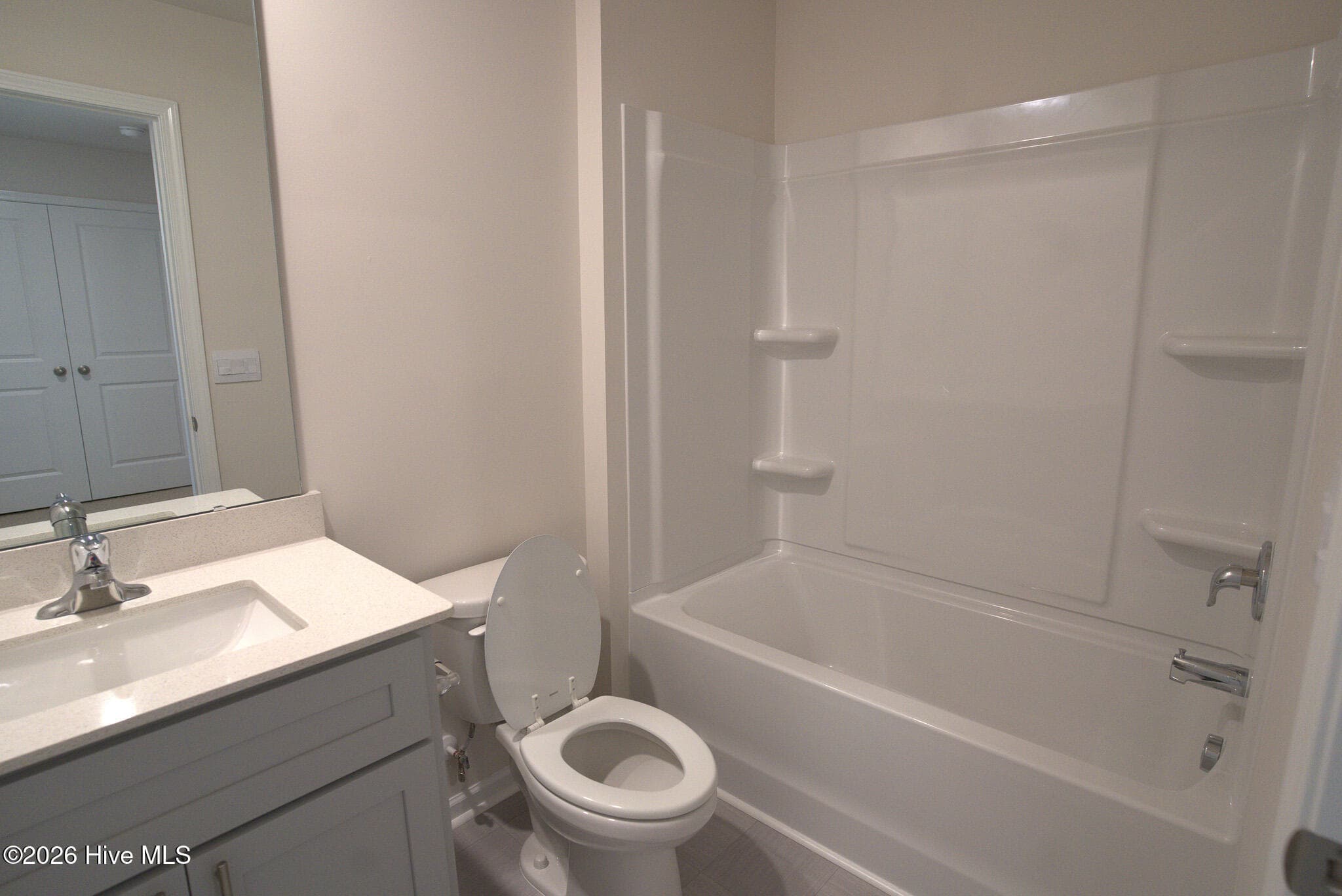 Townhouse at 2037 Clock Road, New Bern, NC 28562, photo 16 of 18