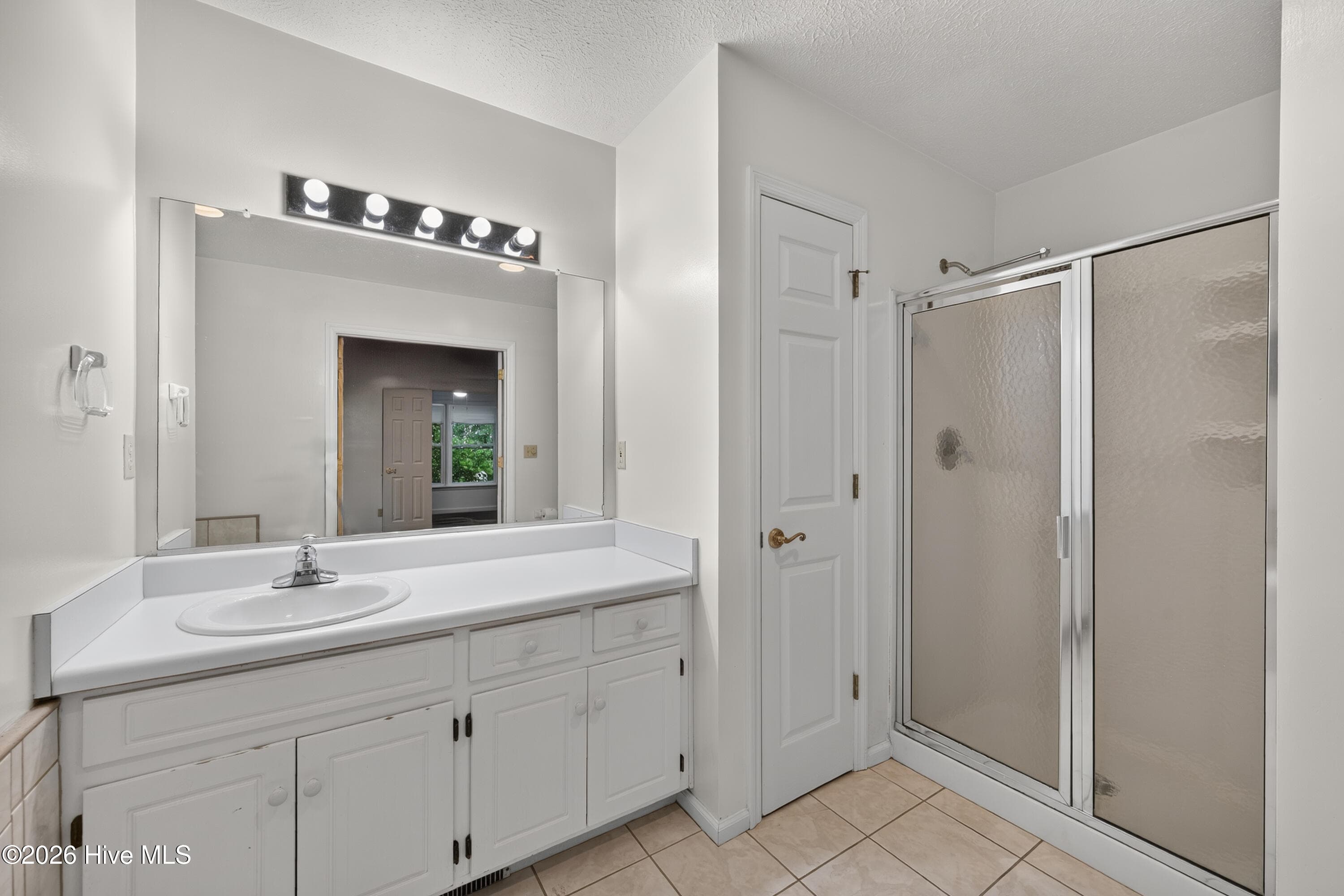Single Family Residence at 204 Buck Point Court, Aiken, SC 29803, photo 6 of 36