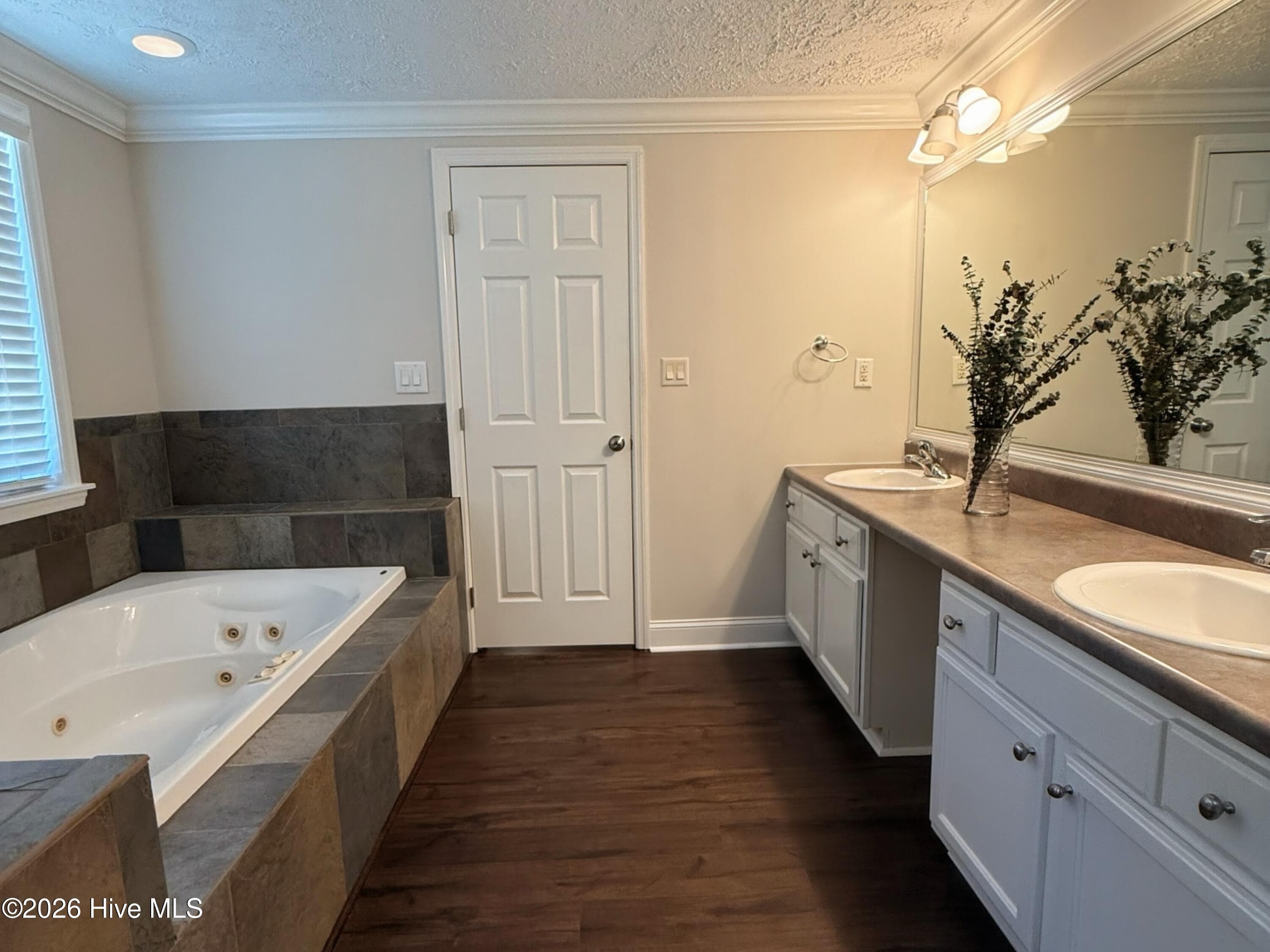 Manufactured Home at 206 Tierra Lane, West End, NC 27376, photo 4 of 11