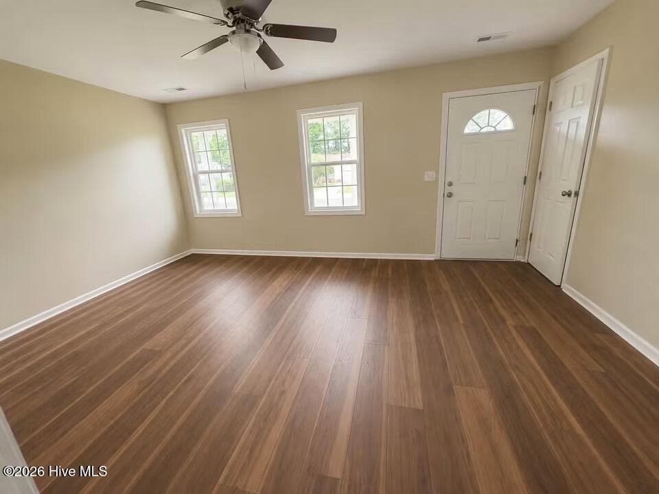Single Family Residence at 404 Betty Drive, Elizabeth City, NC 27909, photo 8 of 121
