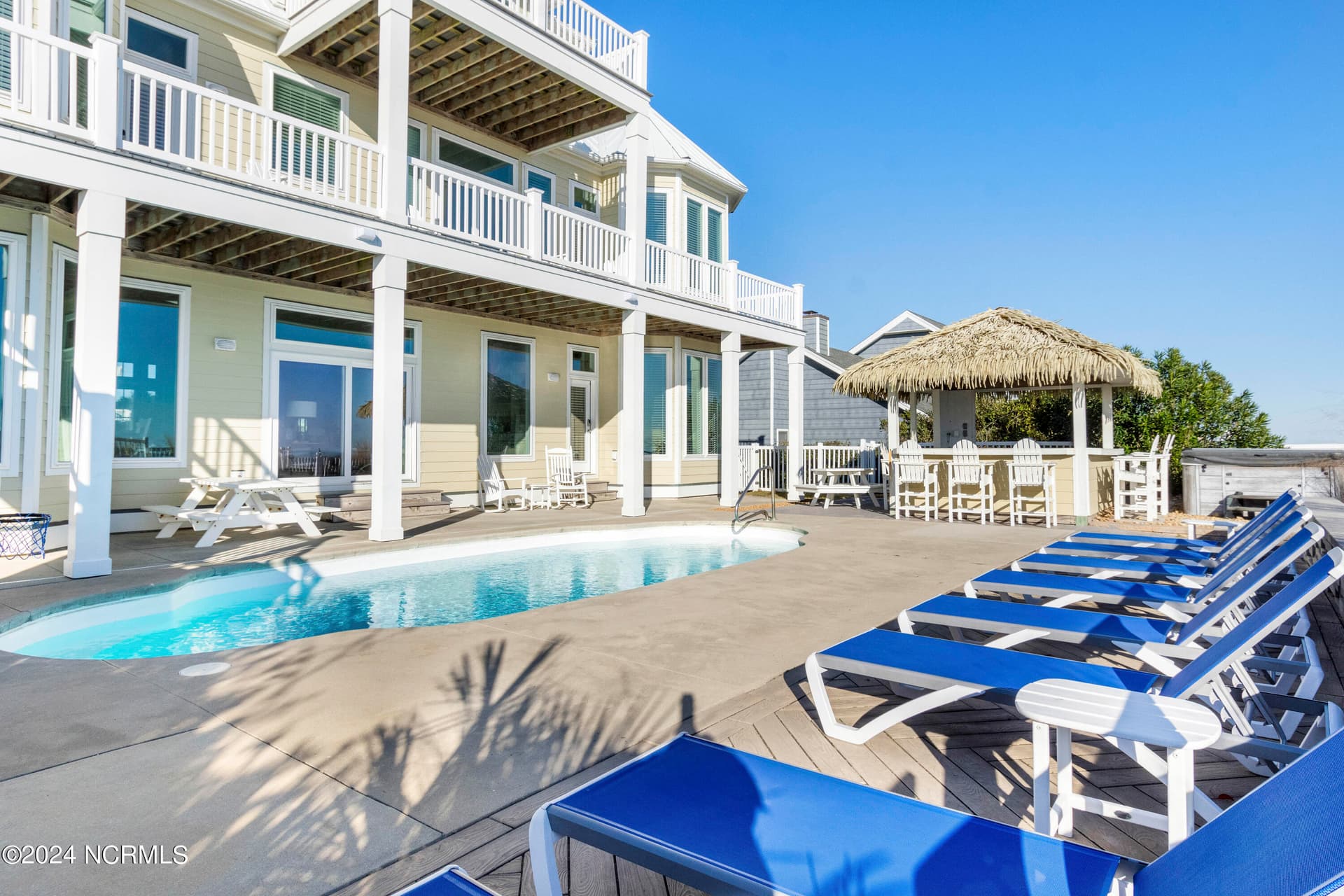7127 Ocean Drive, Emerald Isle, NC 28594