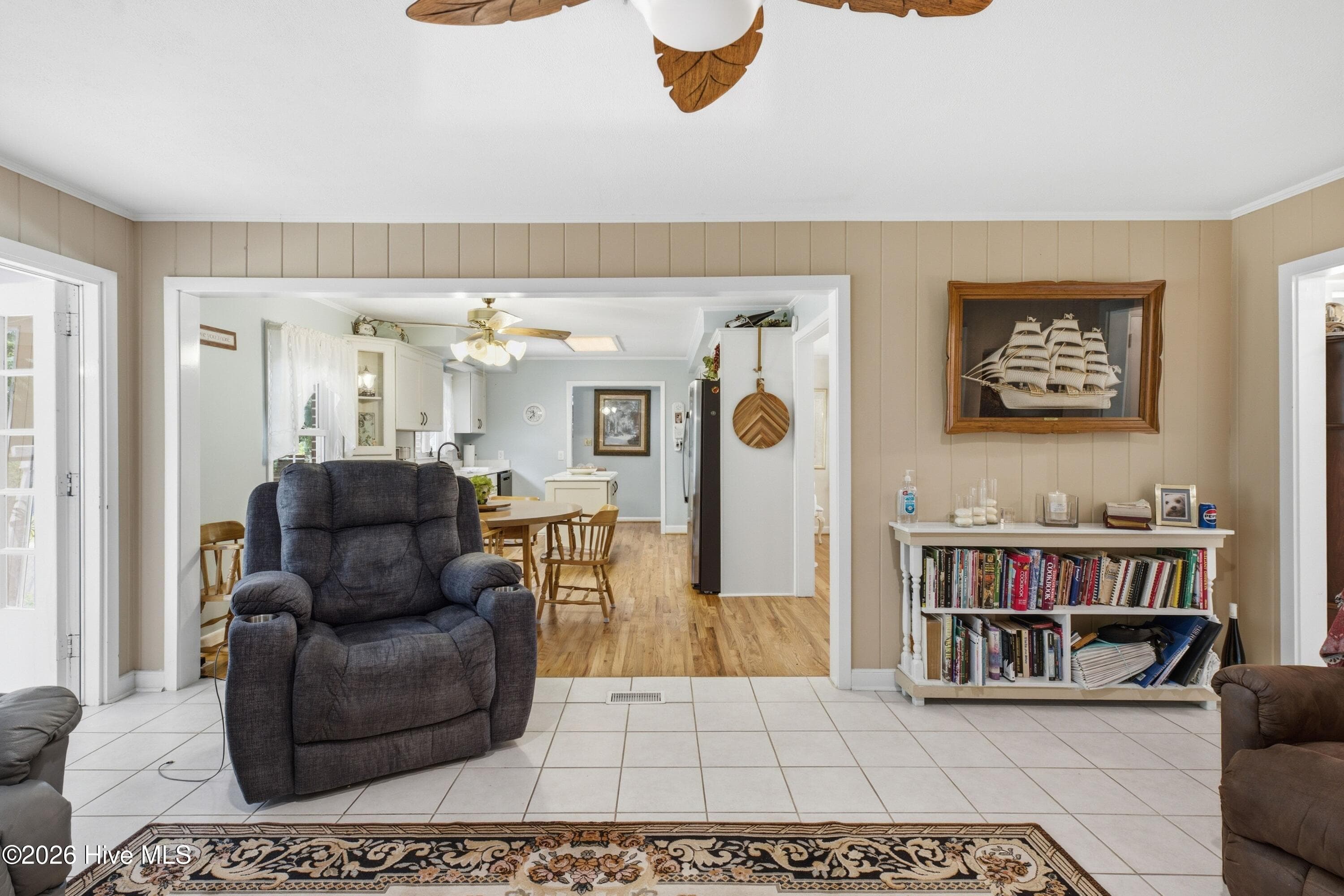 Single Family Residence at 333 Johnston Drive, Wilmington, NC 28412, photo 9 of 46