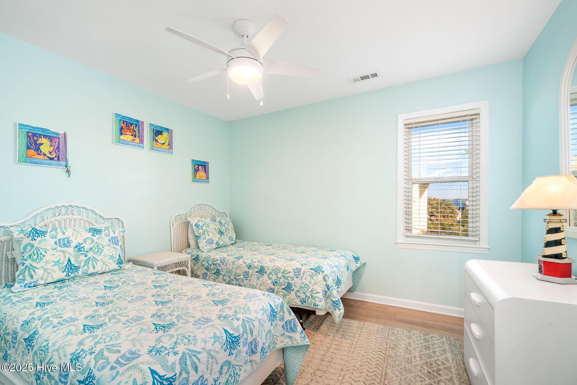 1914 Ocean Drive E, Emerald Isle, NC 28594