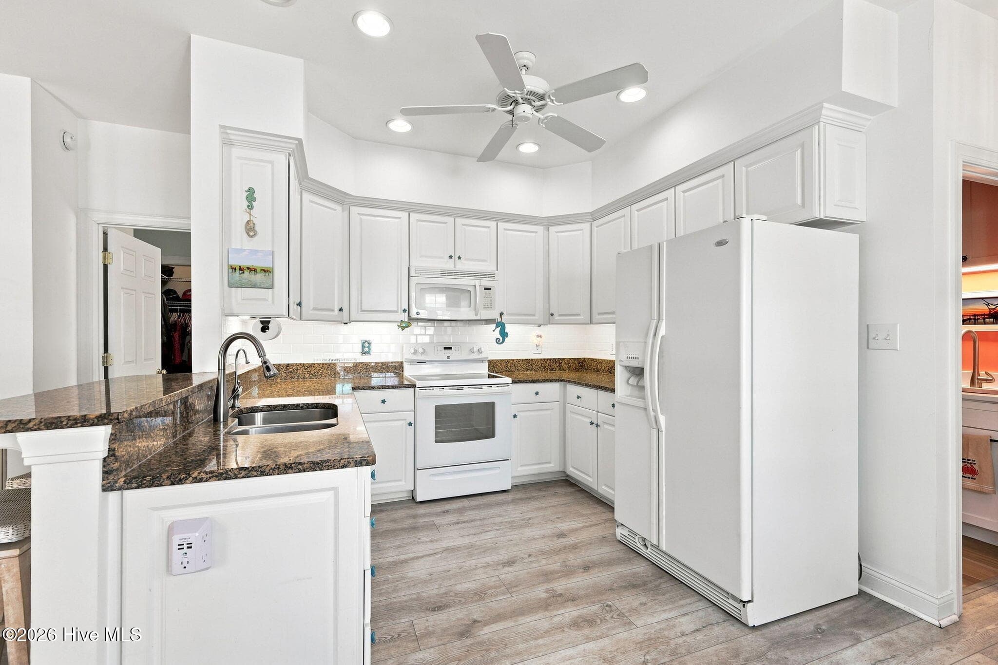 Single Family Residence at 200 Macgregor Drive, Beaufort, NC 28516, photo 19 of 58