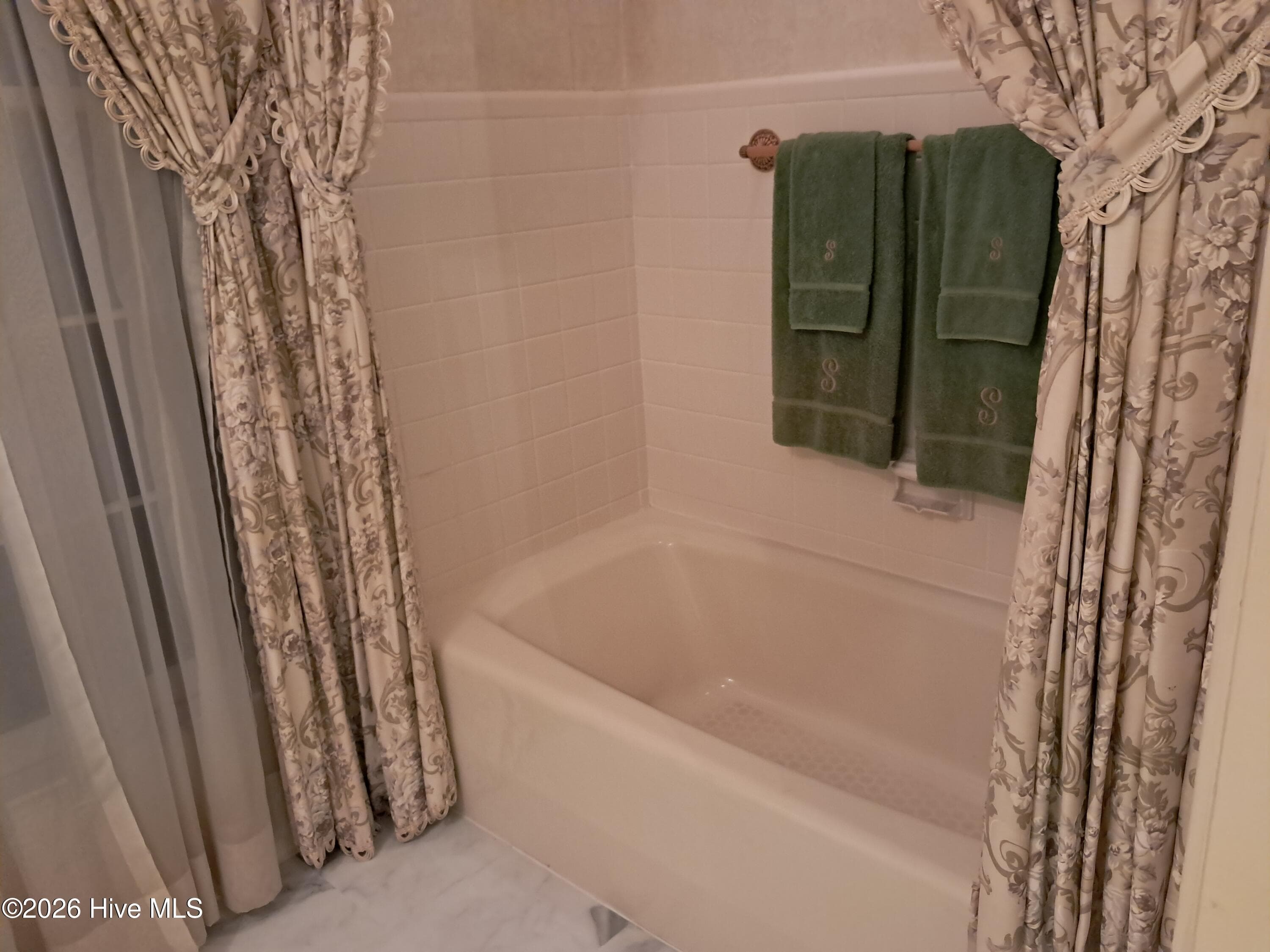 Master bathroom - 316 First Street, Hookerton, NC 28538