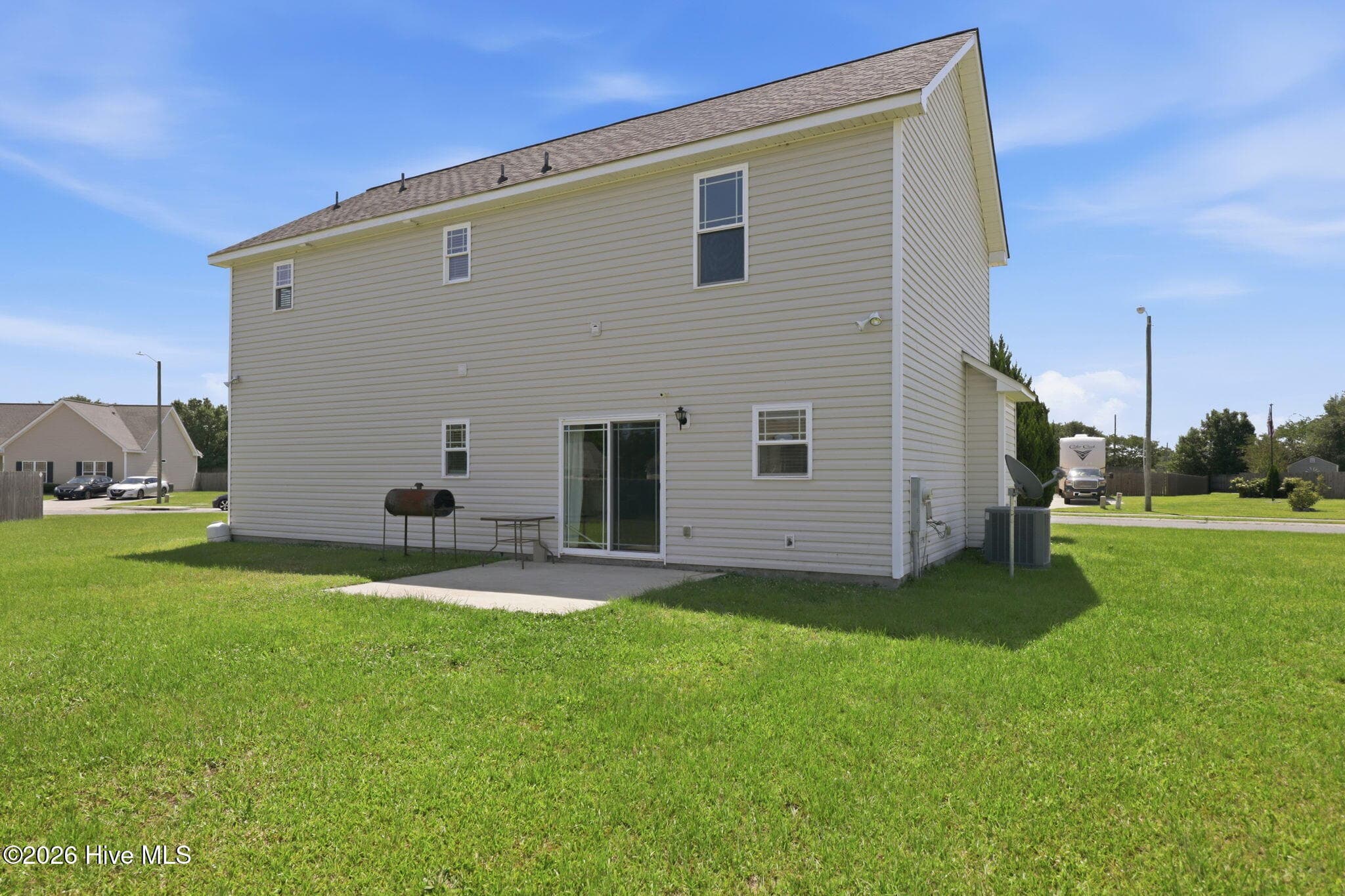 Single Family Residence at 4400 Bristlecone Drive, Ayden, NC 28513, photo 11 of 43