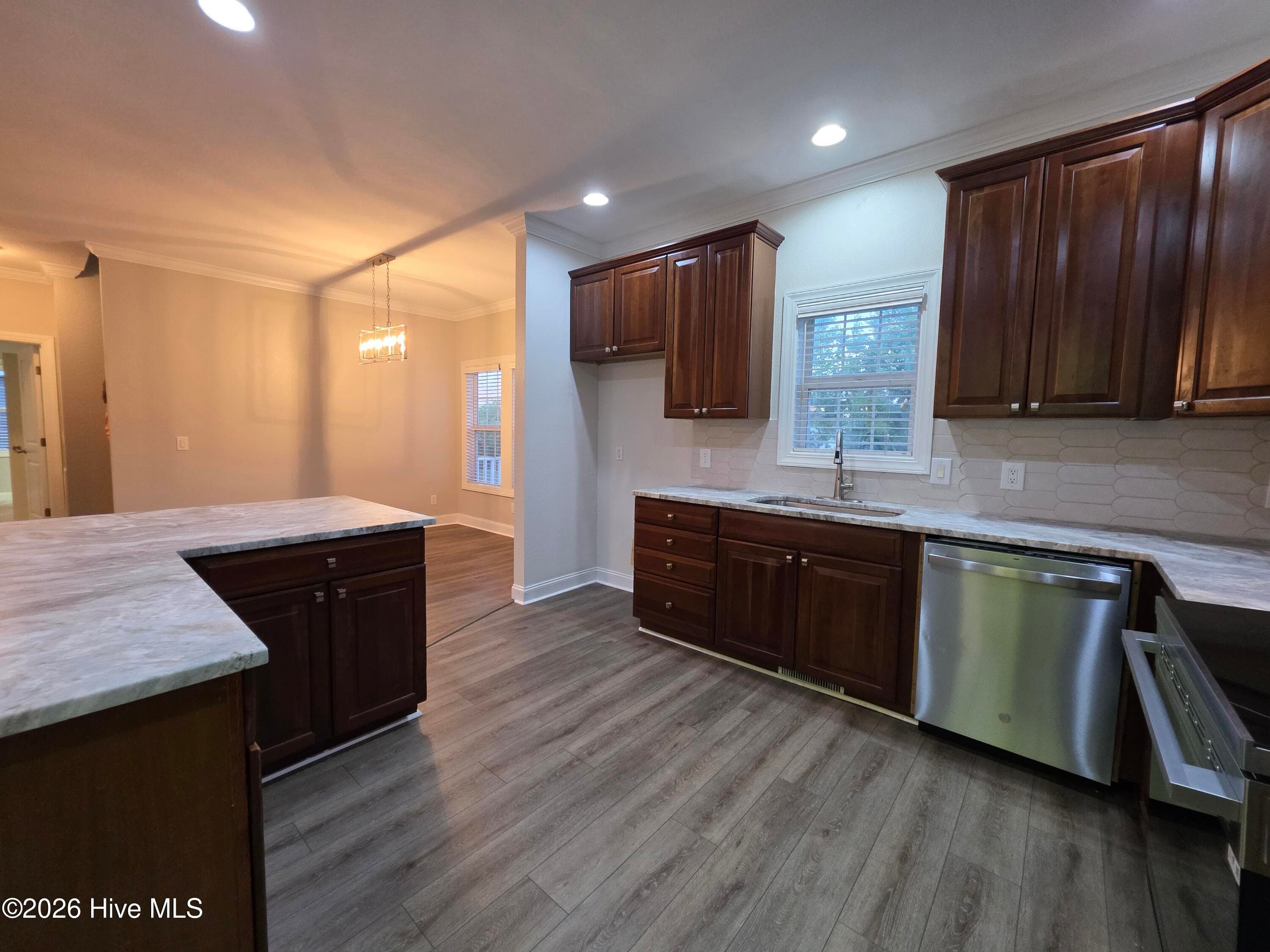 Single Family Residence at 622 Lennington Lane, Washington, NC 27889, photo 3 of 11