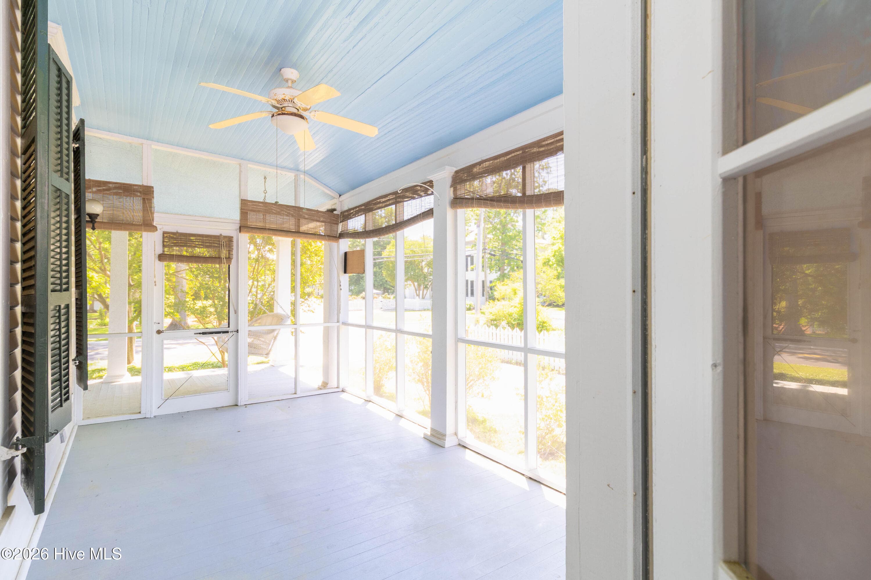 Front, Left Side - 105 N Granville Street, Edenton, NC 27932