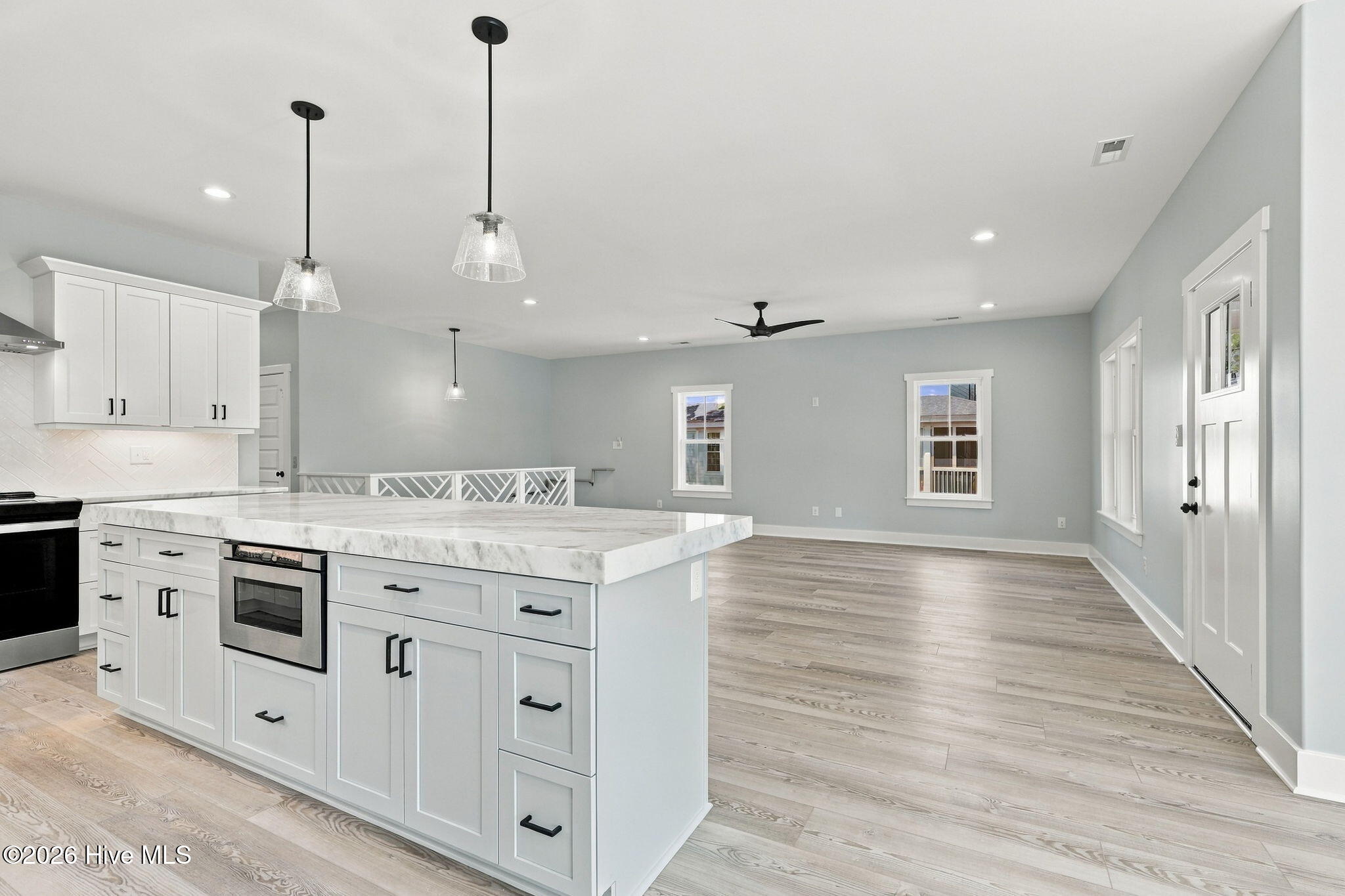 Single Family Residence at 405 Emerald Landing Drive, Emerald Isle, NC 28594, photo 22 of 105