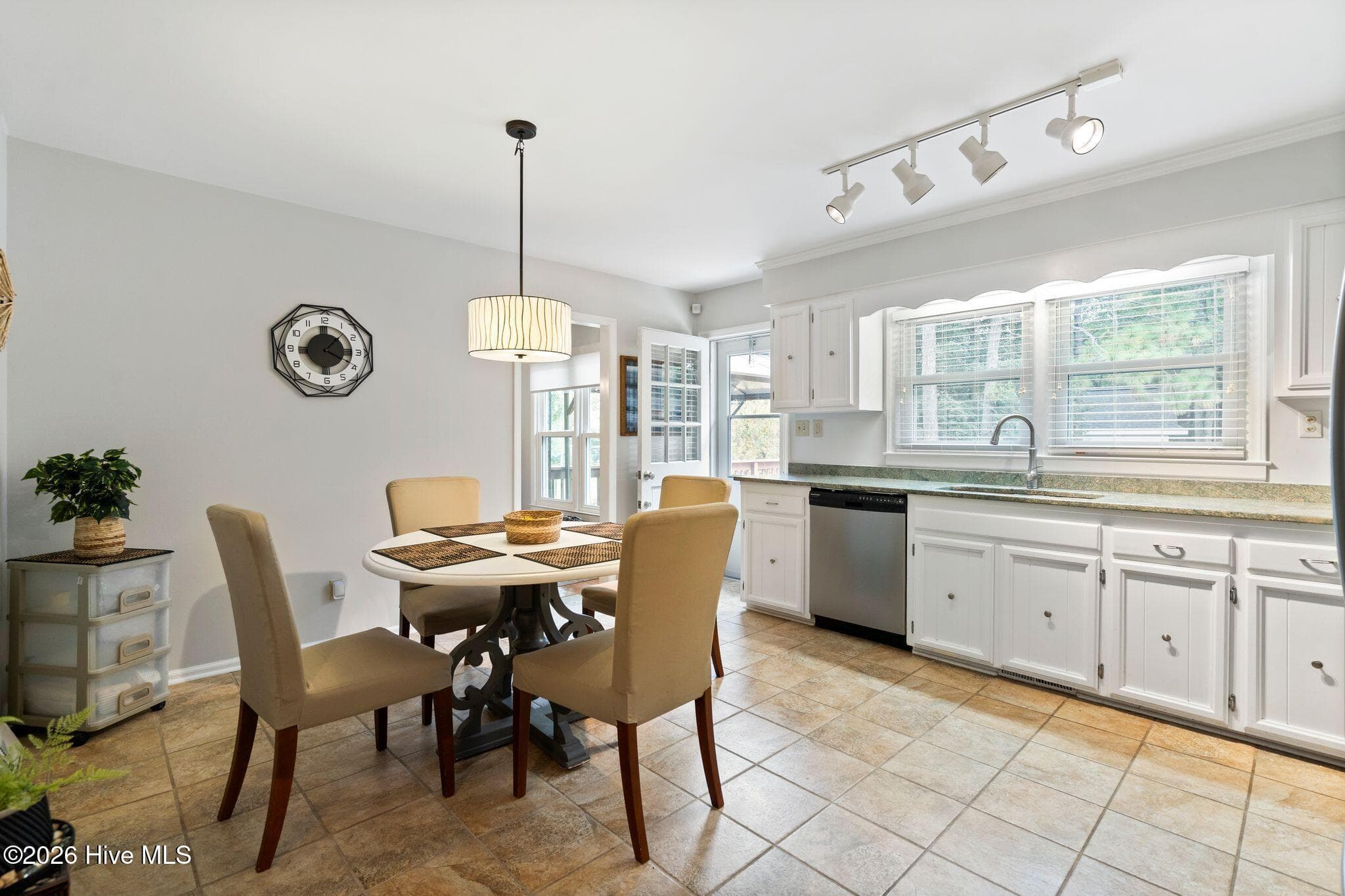 Single Family Residence at 2316 Lynnwood Drive, Wilmington, NC 28403, photo 20 of 72