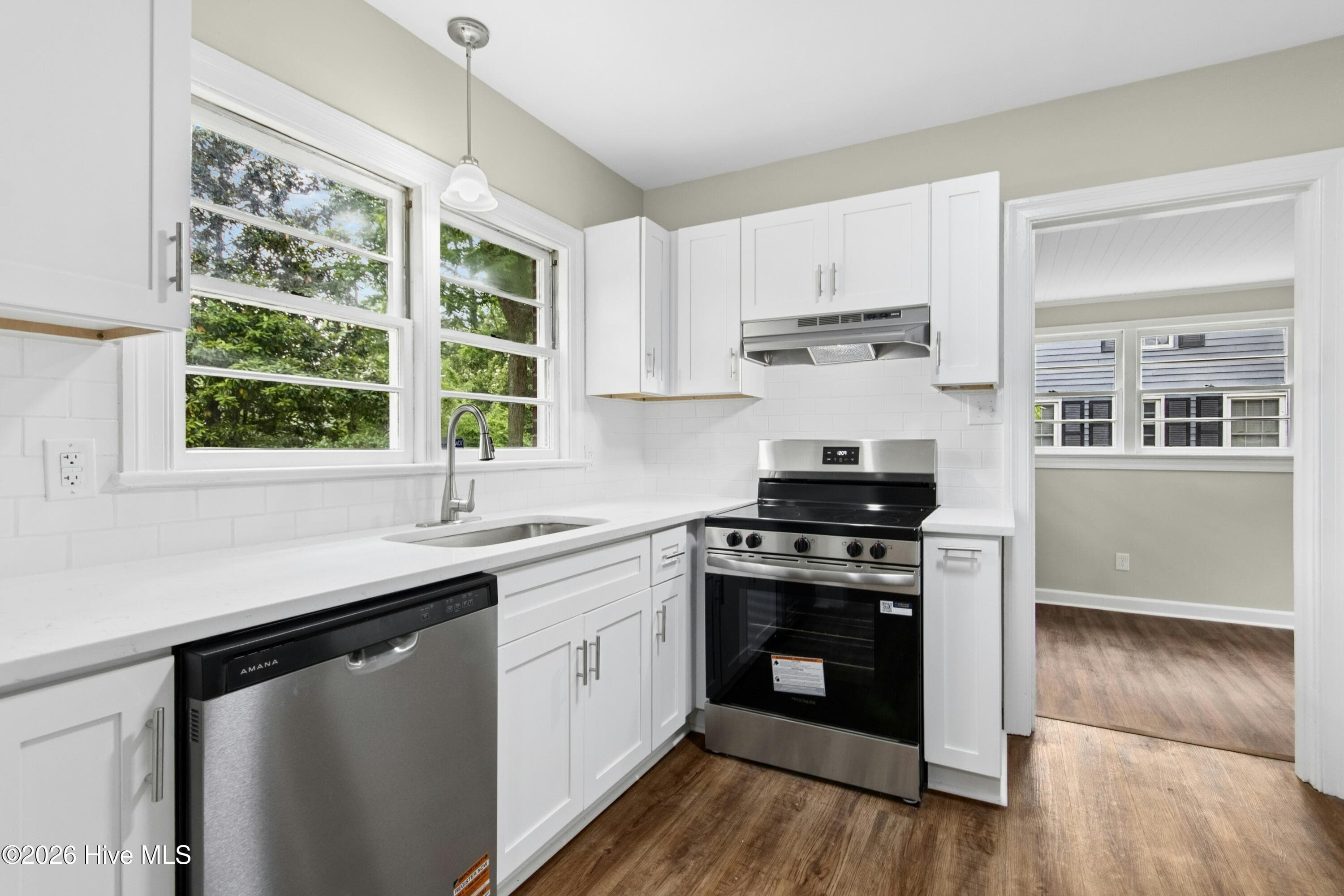 Single Family Residence at 205 Hill Street, Kinston, NC 28501, photo 10 of 27