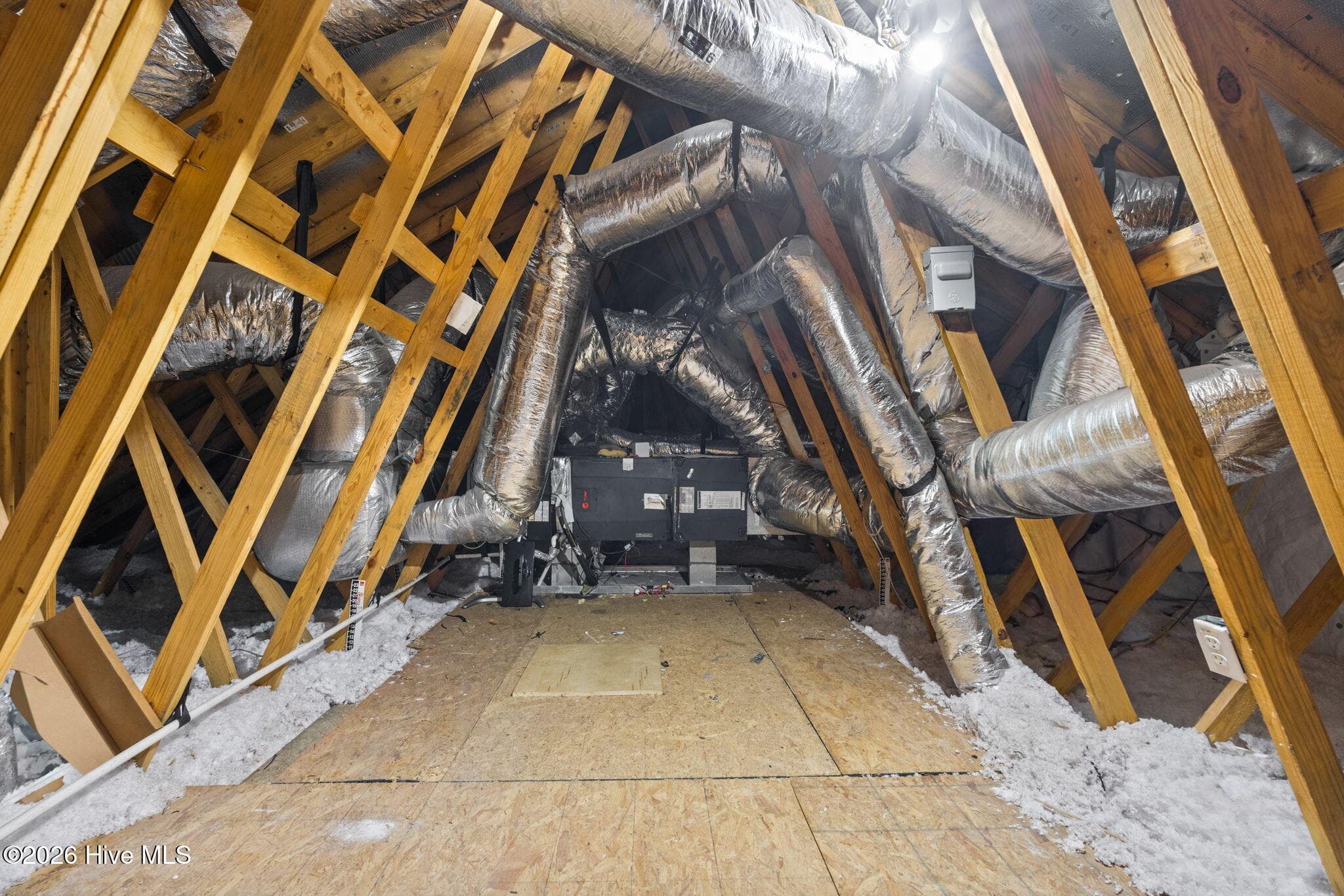 Floored Attic Storage - 461 Springwood Drive SE, Bolivia, NC 28422