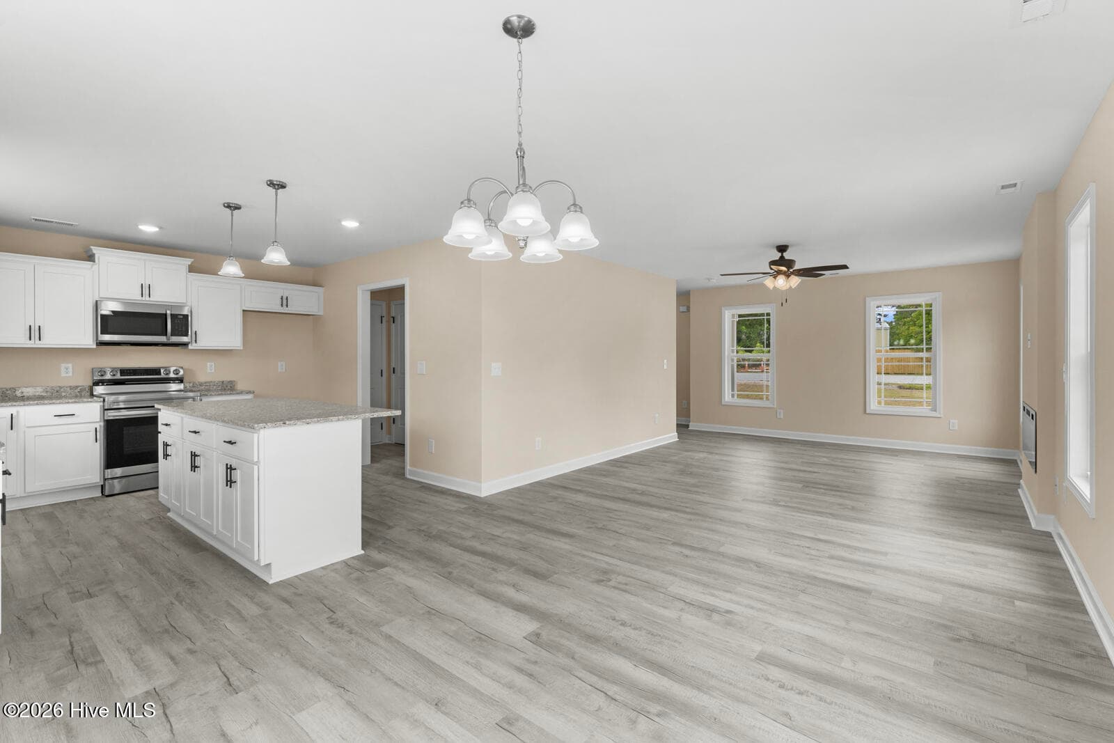 Single Family Residence at 1246 Old Maplehurst Road, Jacksonville, NC 28540, photo 9 of 32