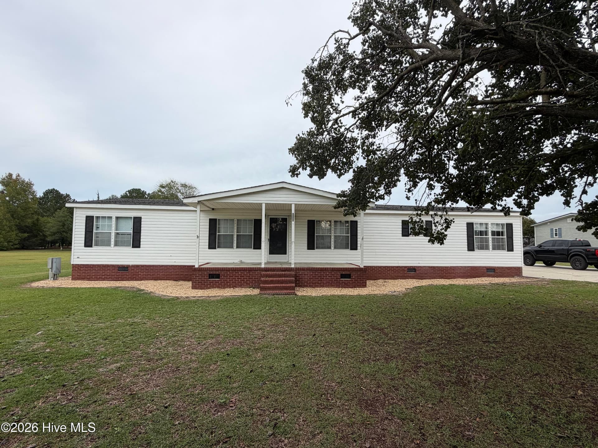 Manufactured Home at 3760 Sean Drive, La Grange, NC 28551