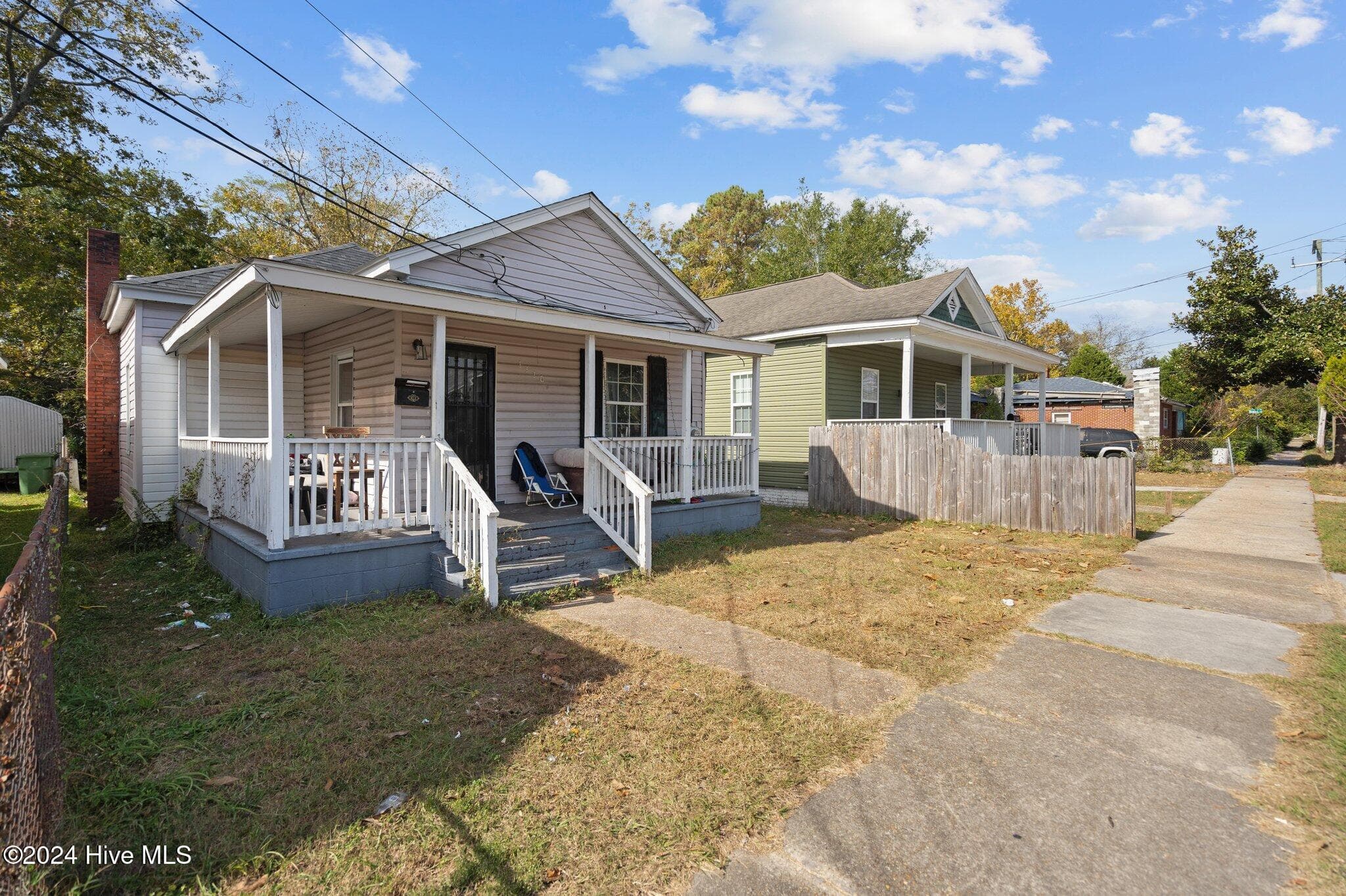 Single Family Residence at 1110 S 8th Street, Wilmington, NC 28401, photo 2 of 14