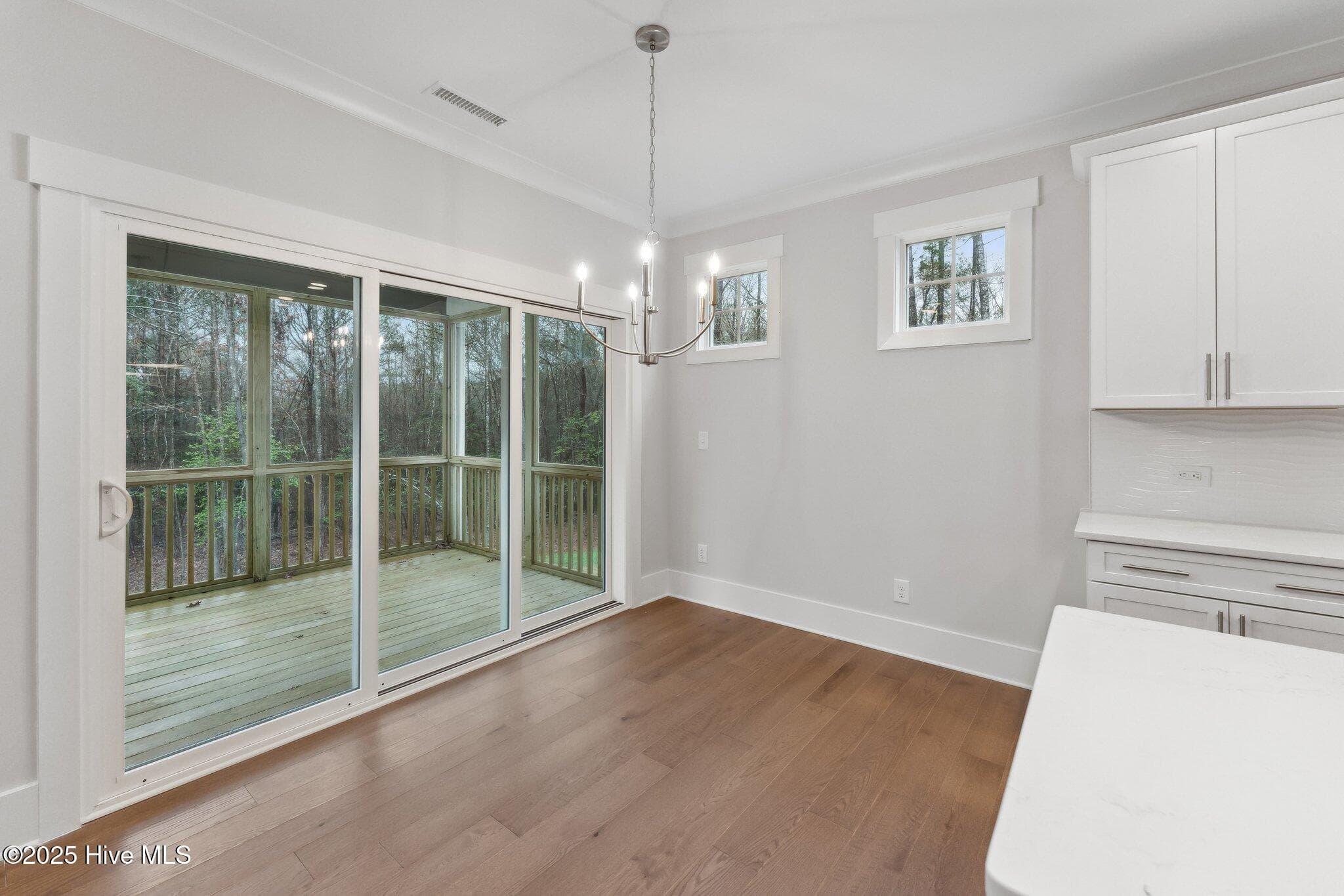 Single Family Residence at 1016 Doe Place, Wilmington, NC 28409, photo 9 of 36
