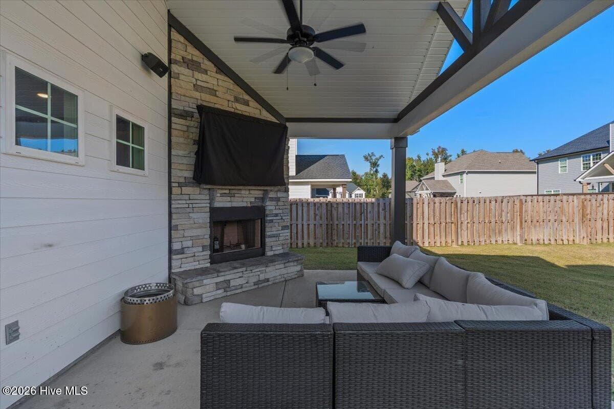 Single Family Residence at 876 Kilworth Circle, Grovetown, GA 30813, photo 11 of 53