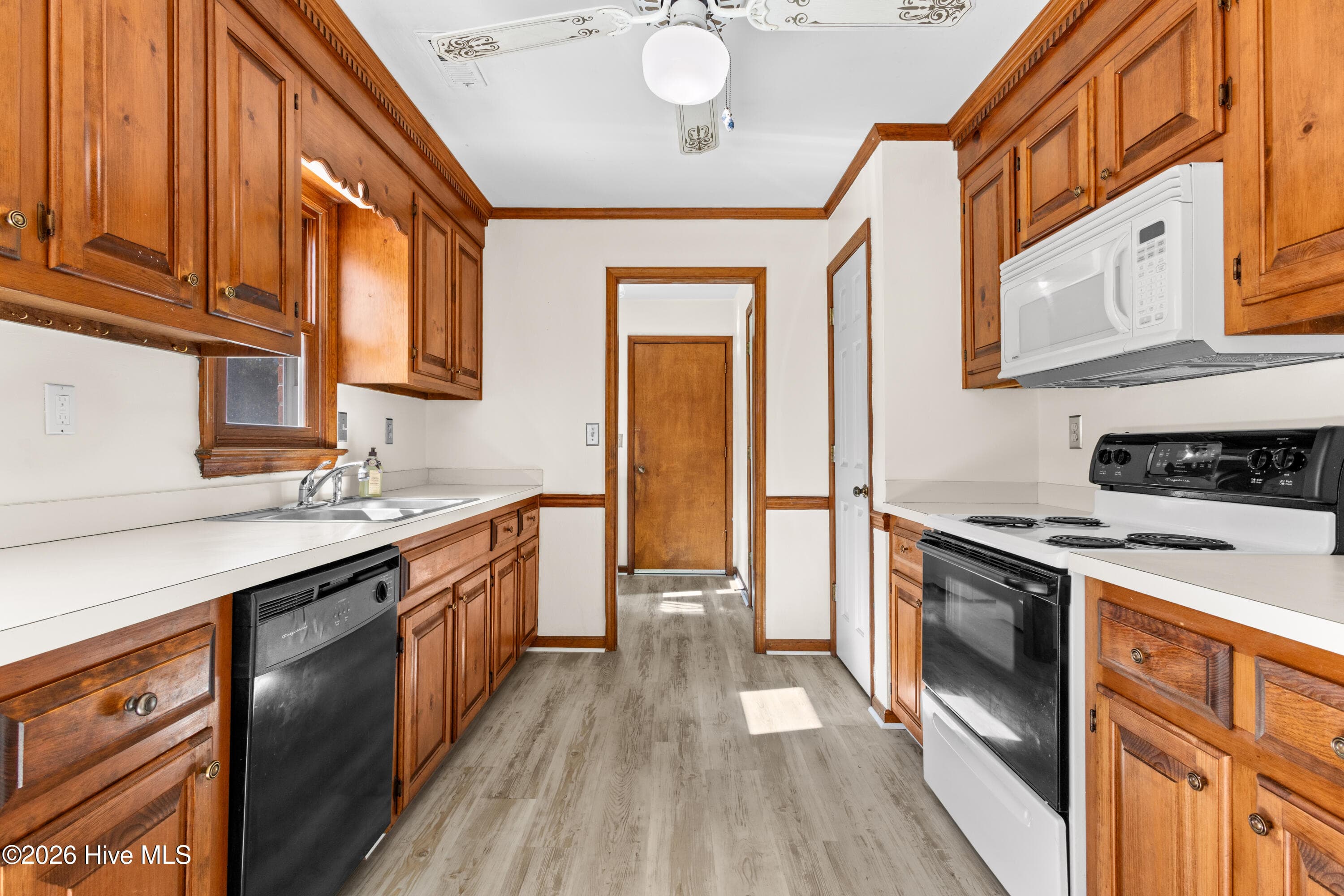 Single Family Residence at 146 Quail Run Drive, Moyock, NC 27958, Moyock, photo 13 of 46