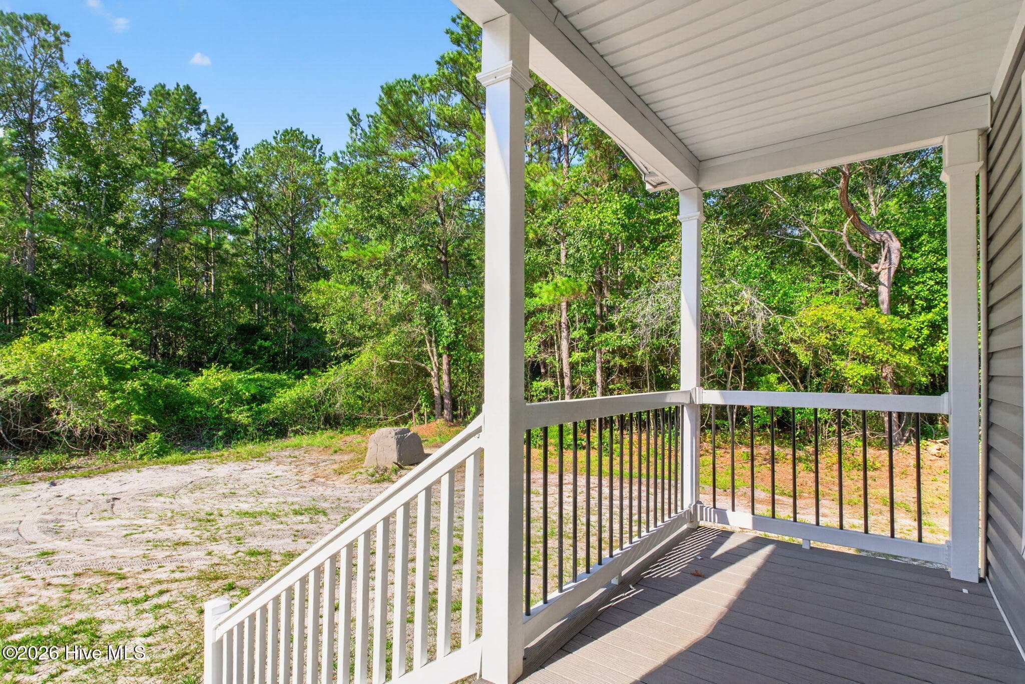 Manufactured Home at 1685 Elon Drive SW, Supply, NC 28462, photo 7 of 34