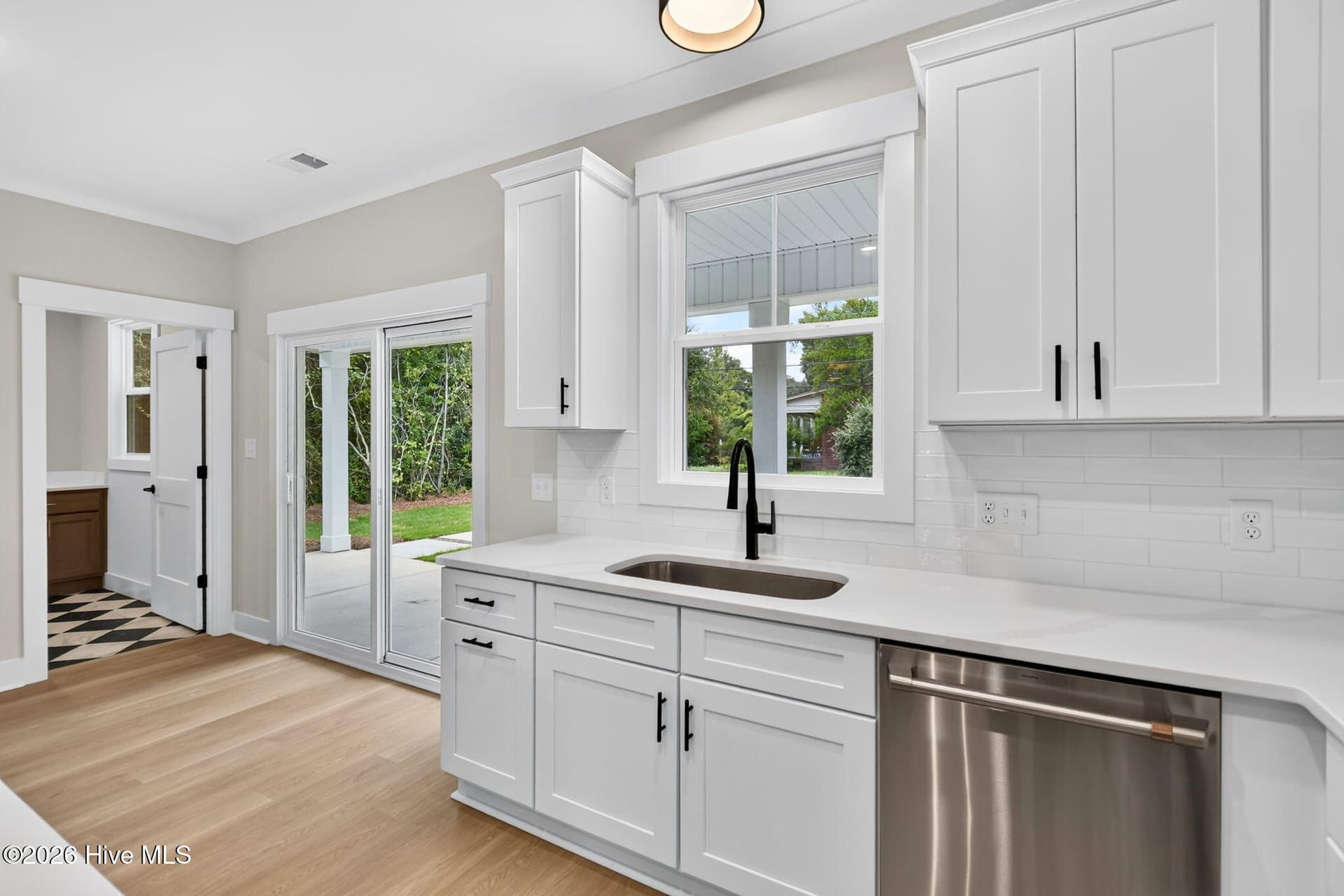 Kitchen Island Looking towards the rear porch - 2303 Chestnut Street, Wilmington, NC 28405