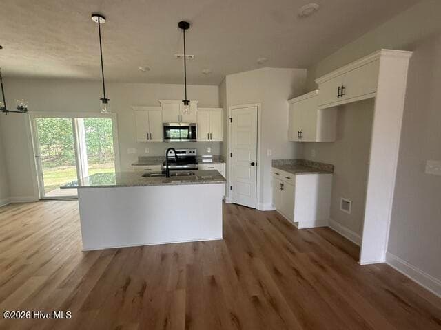 Single Family Residence at 345 Bay Meadows Drive, Aiken, SC 29803, photo 15 of 83