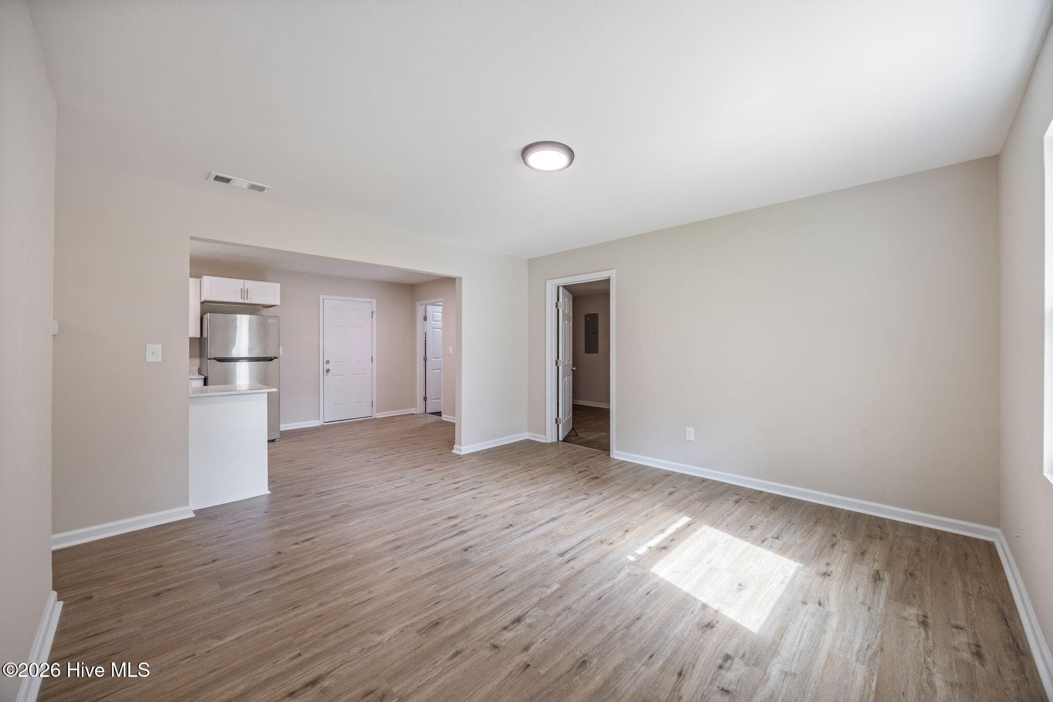 Single Family Residence at 2511 Kensington Drive W, Augusta, GA 30906, photo 5 of 33