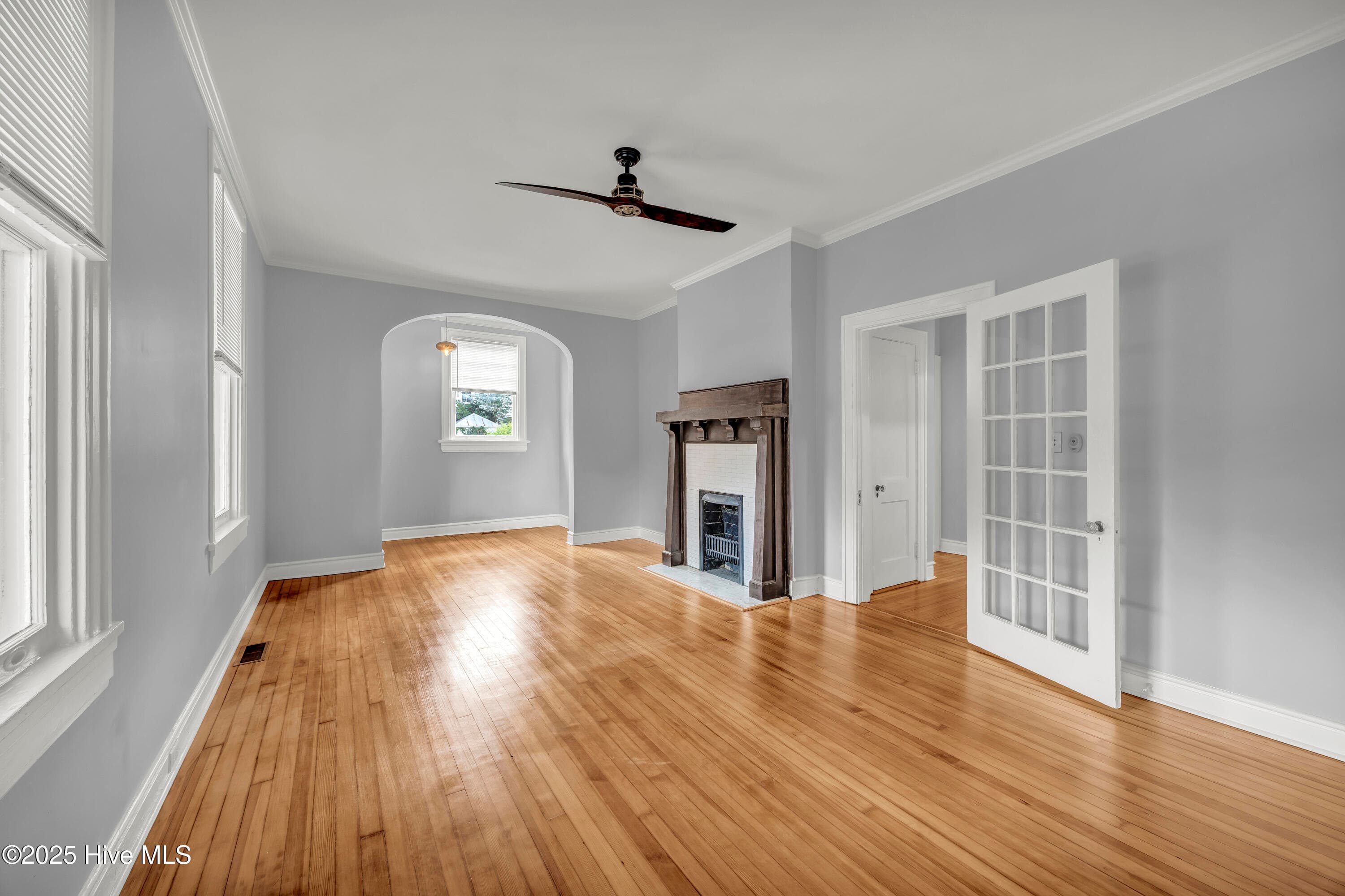 Duplex at 8 S 7th Street, Wilmington, NC 28401, photo 7 of 46