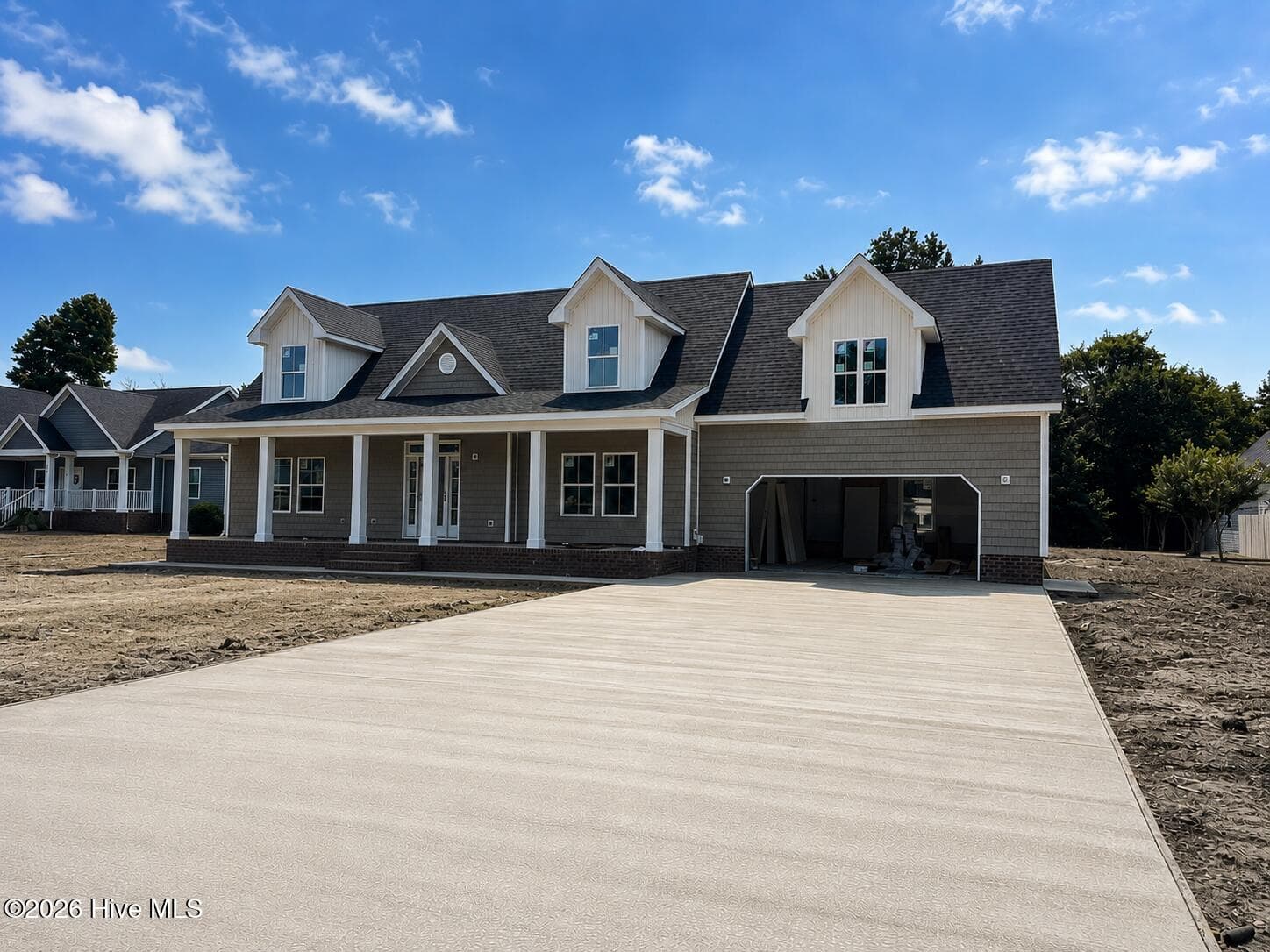 Single Family Residence at 117 Lighthouse View, Aydlett, NC 27916, photo 2 of 14