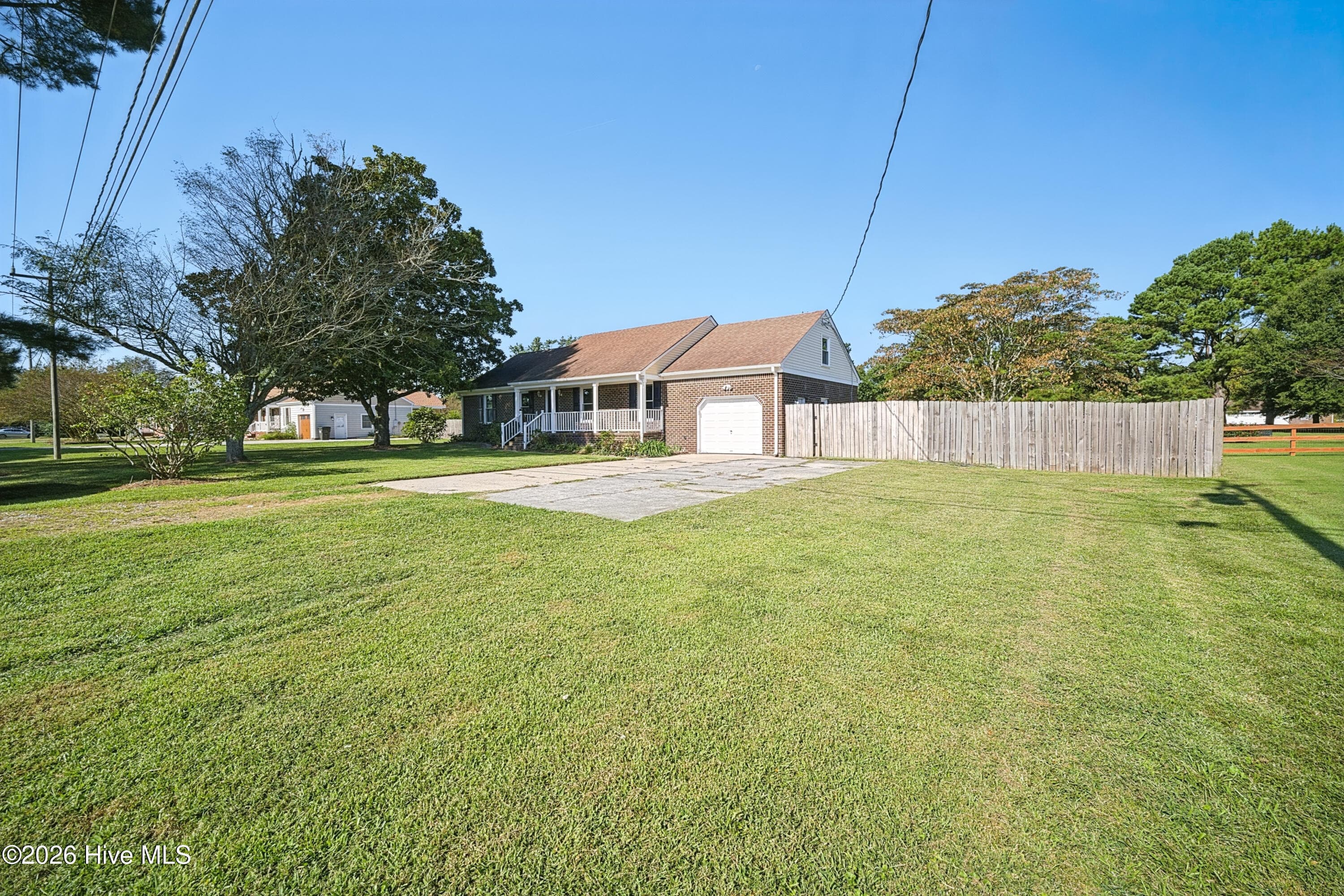 Single Family Residence at 240 Puddin Ridge Road, Moyock, NC 27958, photo 5 of 40