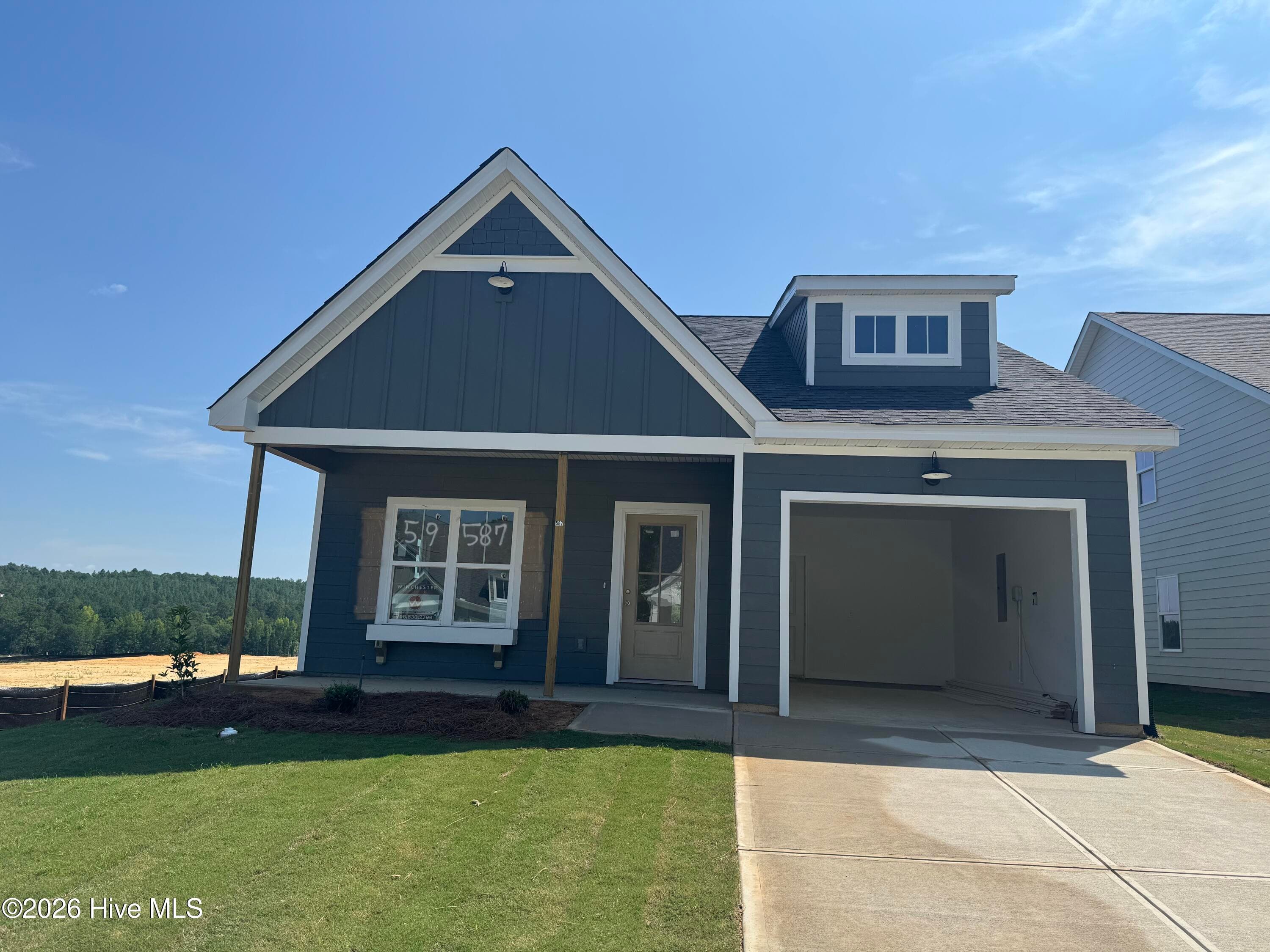 Single Family Residence at 587 Pherson Street, Aiken, SC 29801, photo 3 of 21