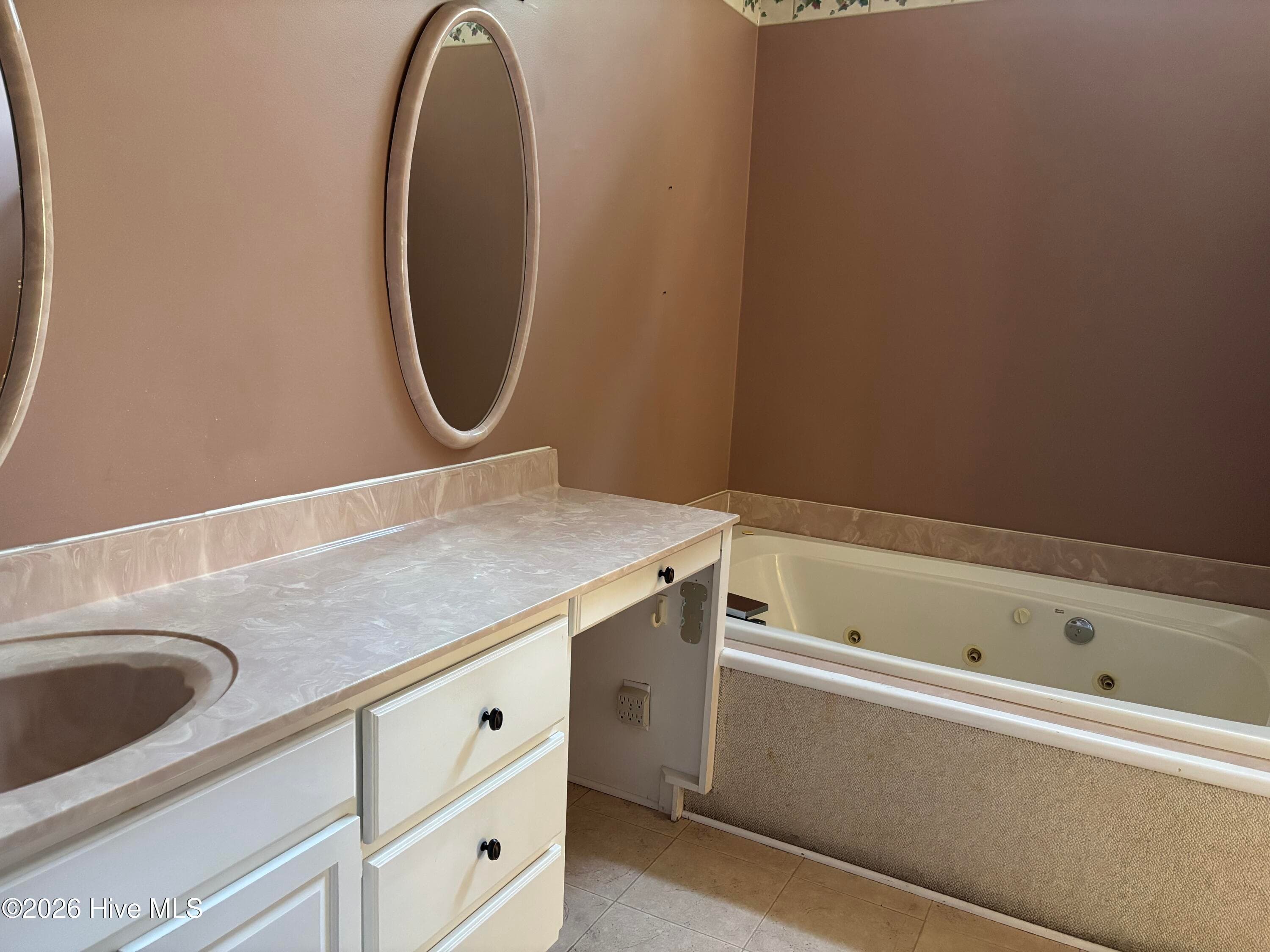 Single Family Residence at 614 Player Court, Jacksonville, NC 28540, photo 14 of 21
