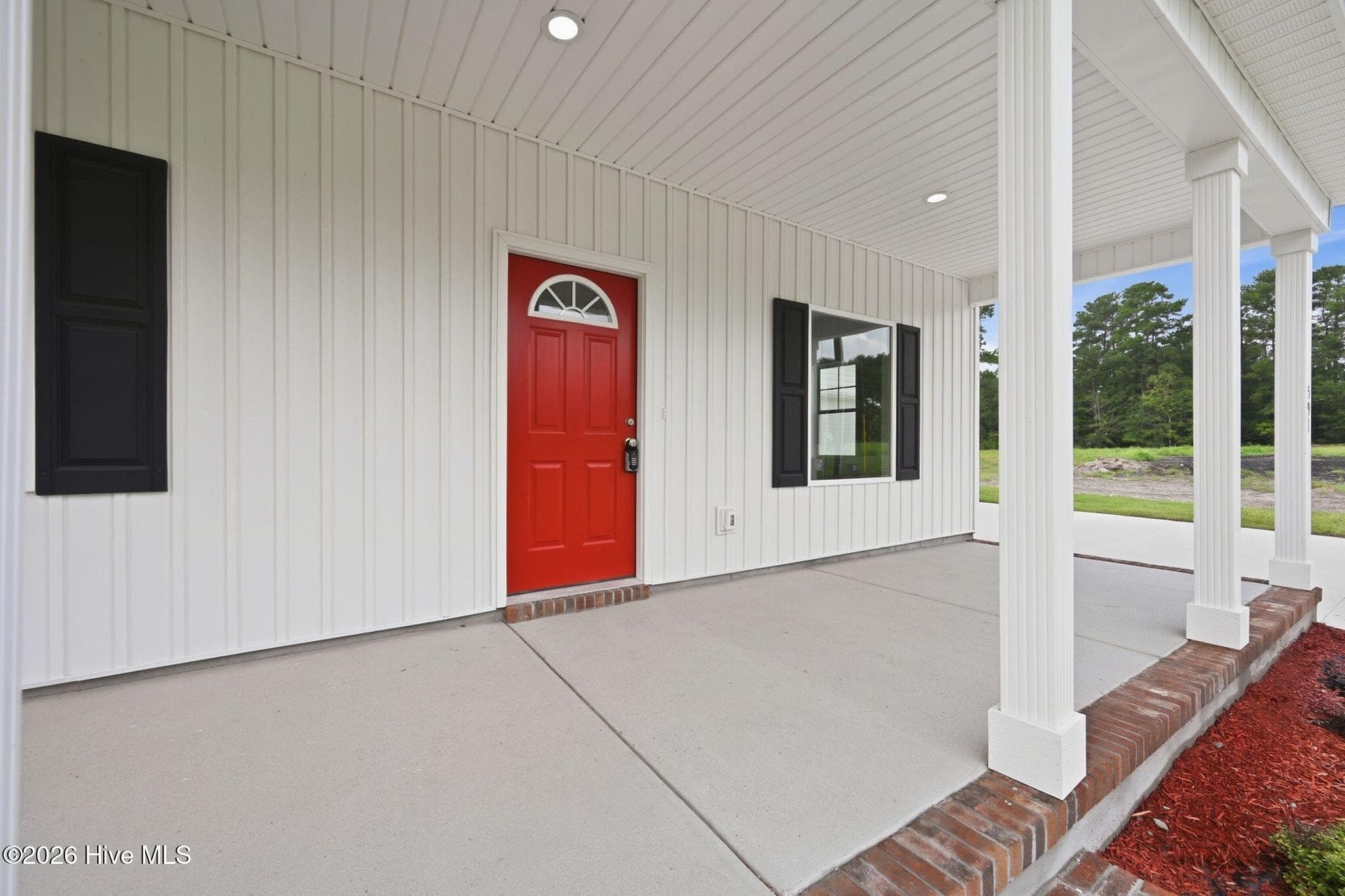 Single Family Residence at 591 Batchelor Road, Richlands, NC 28574, photo 7 of 54