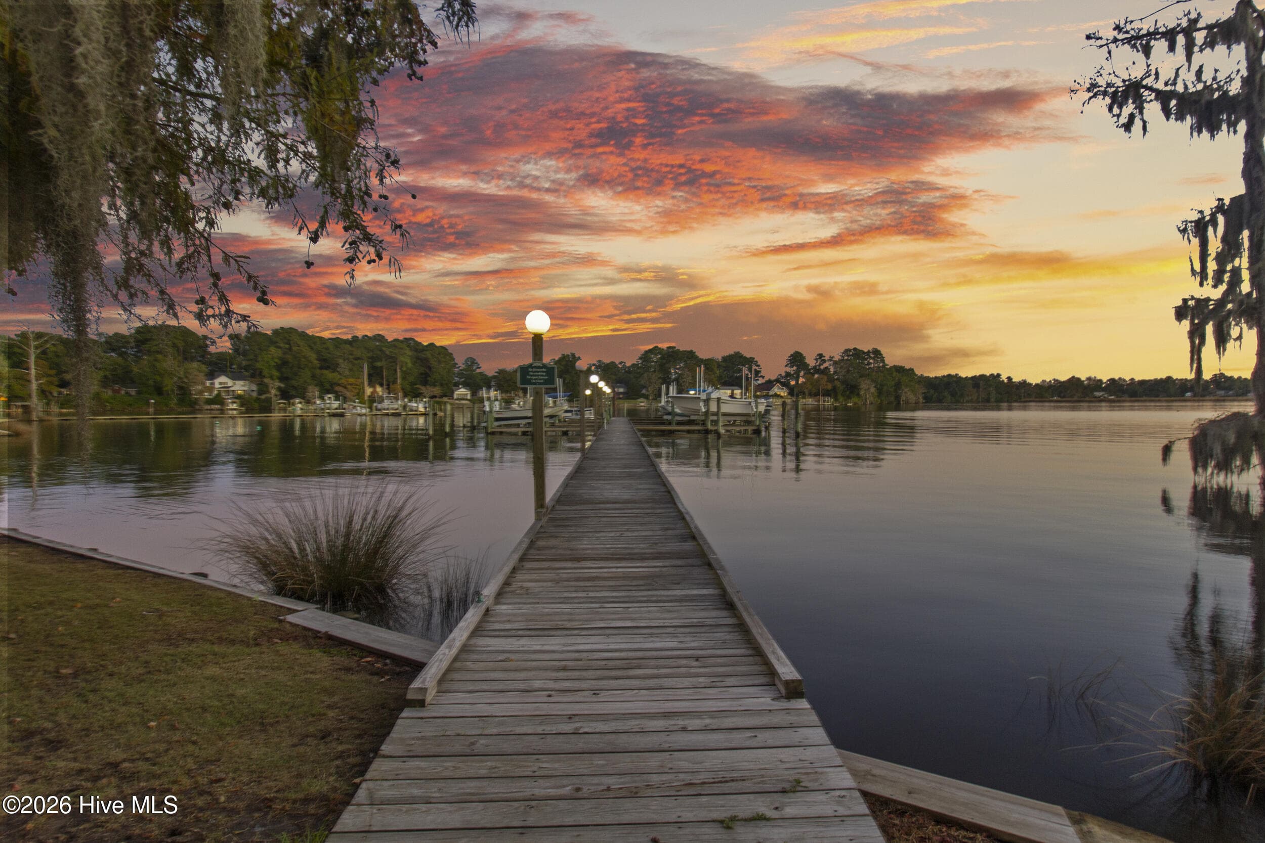 Waterview - 5 Batts Hill Road, New Bern, NC 28562