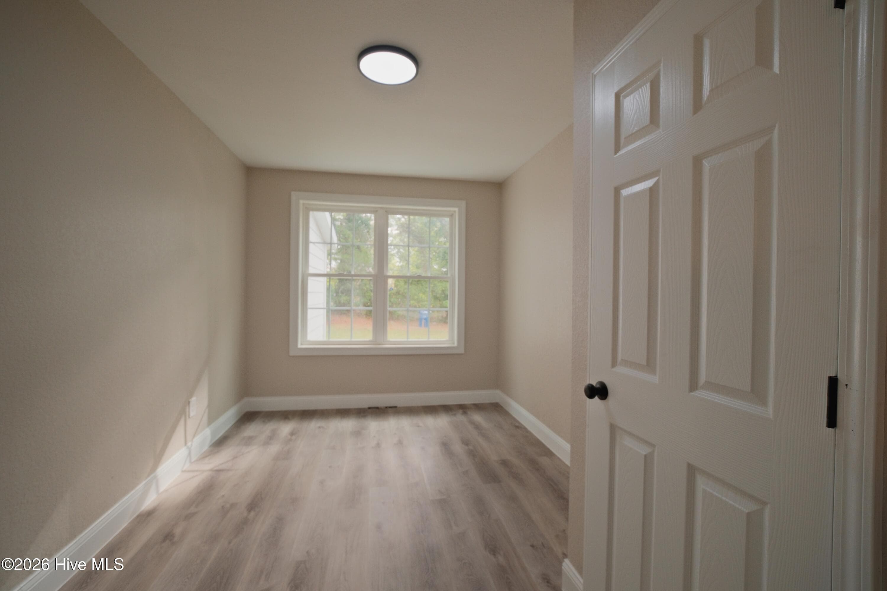 Single Family Residence at 1105 N East Street, Kinston, NC 28501, photo 7 of 15