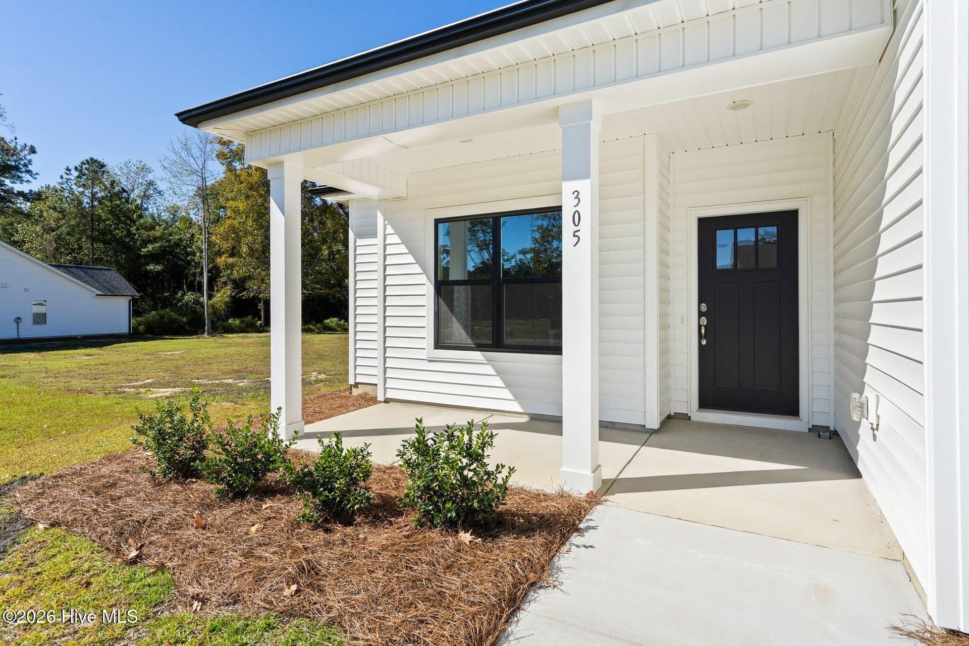 Single Family Residence at 305 Riva Ridge, Burgaw, NC 28425, photo 5 of 67