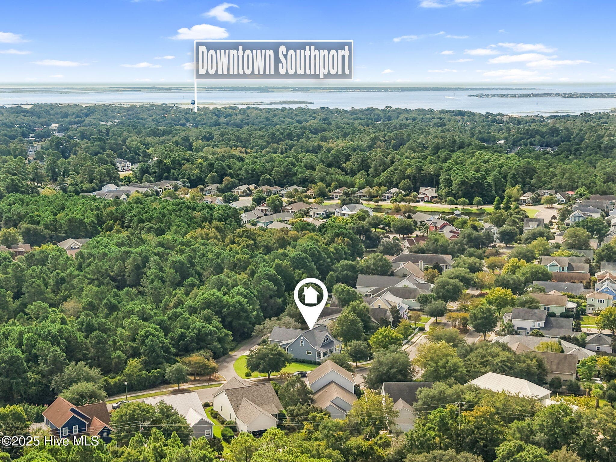 Single Family Residence at 420 Cades Trail, Southport, NC 28461, photo 17 of 61