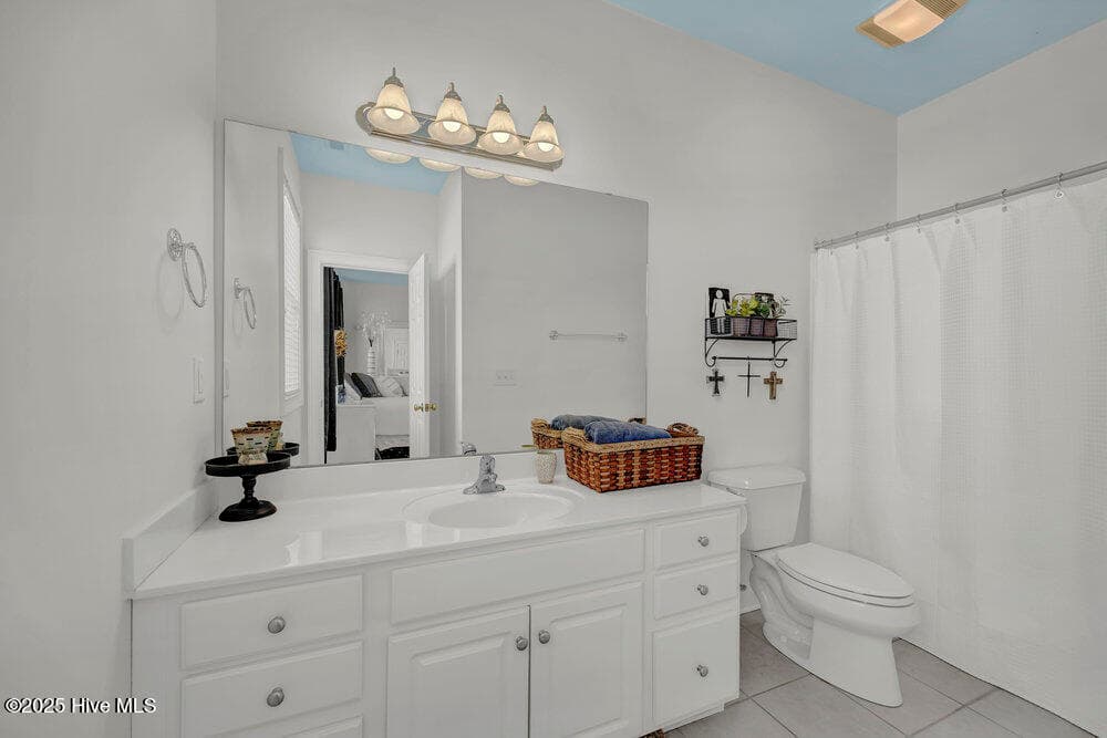 Townhouse at 233 Silver Sloop Way, Carolina Beach, NC 28428, photo 17 of 33