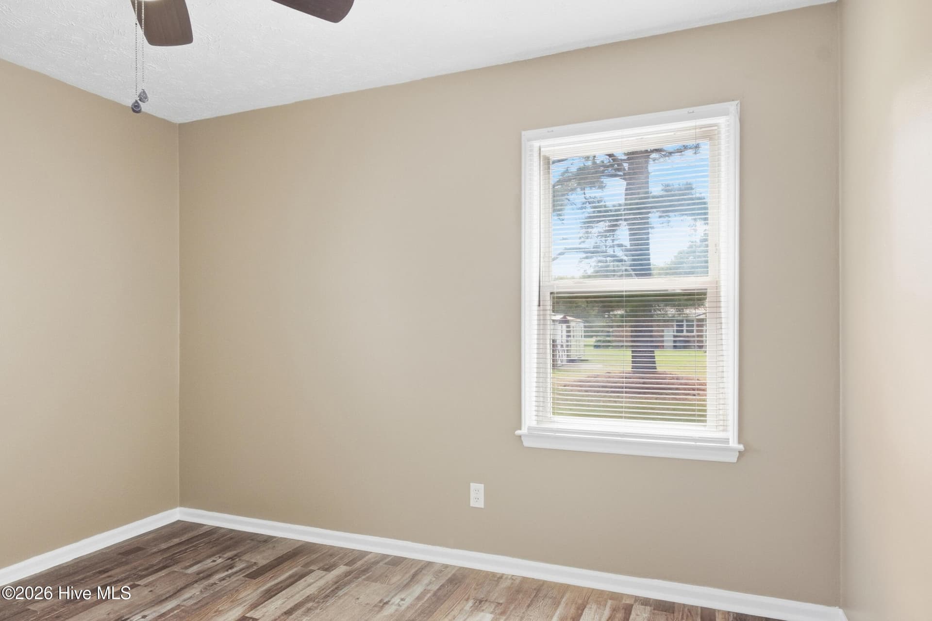 Single Family Residence at 109 E Walnut Street, Bladenboro, NC 28320, photo 2 of 3