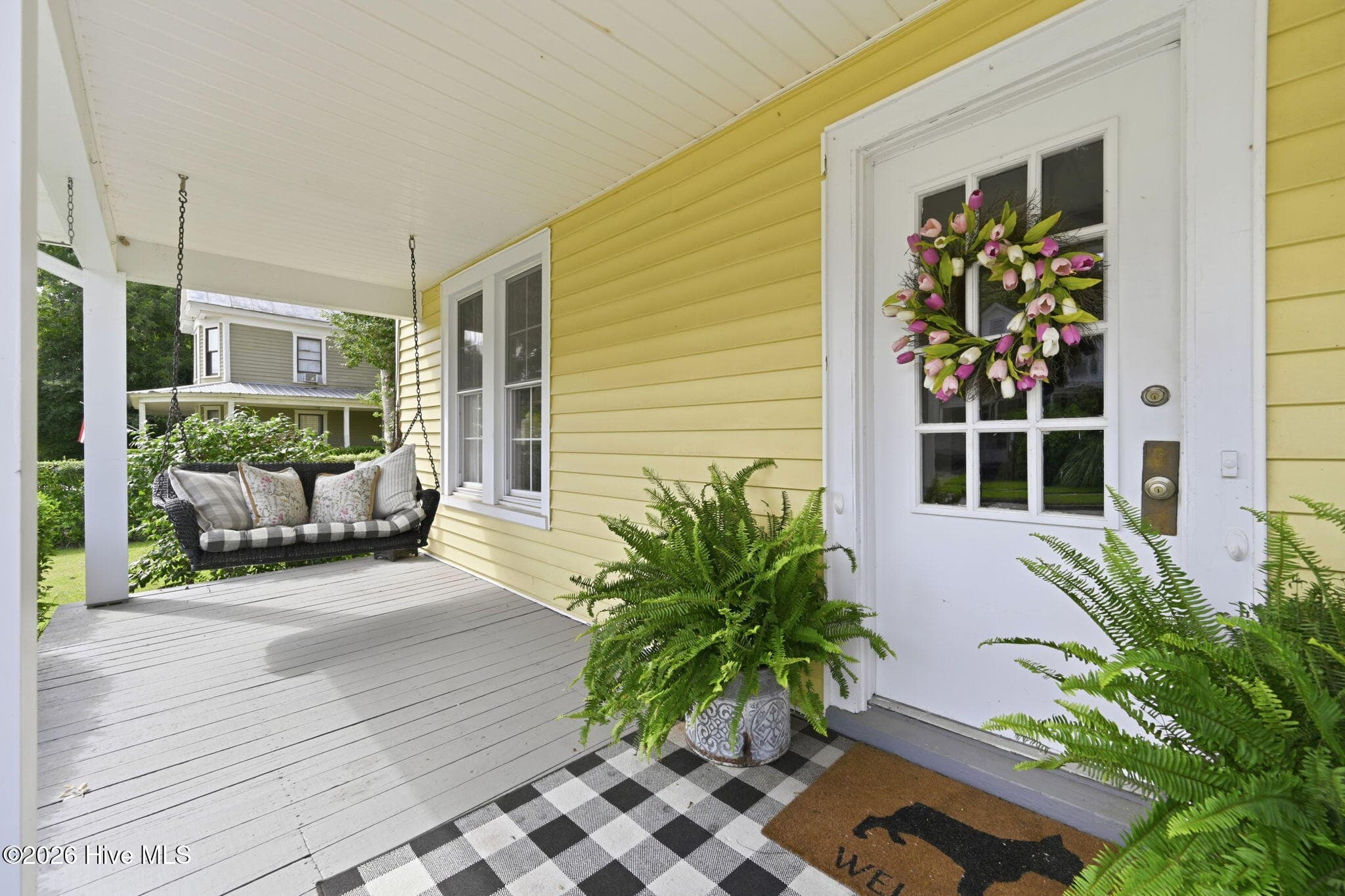 Porch swing - 105 E Hargett Street, Richlands, NC 28574