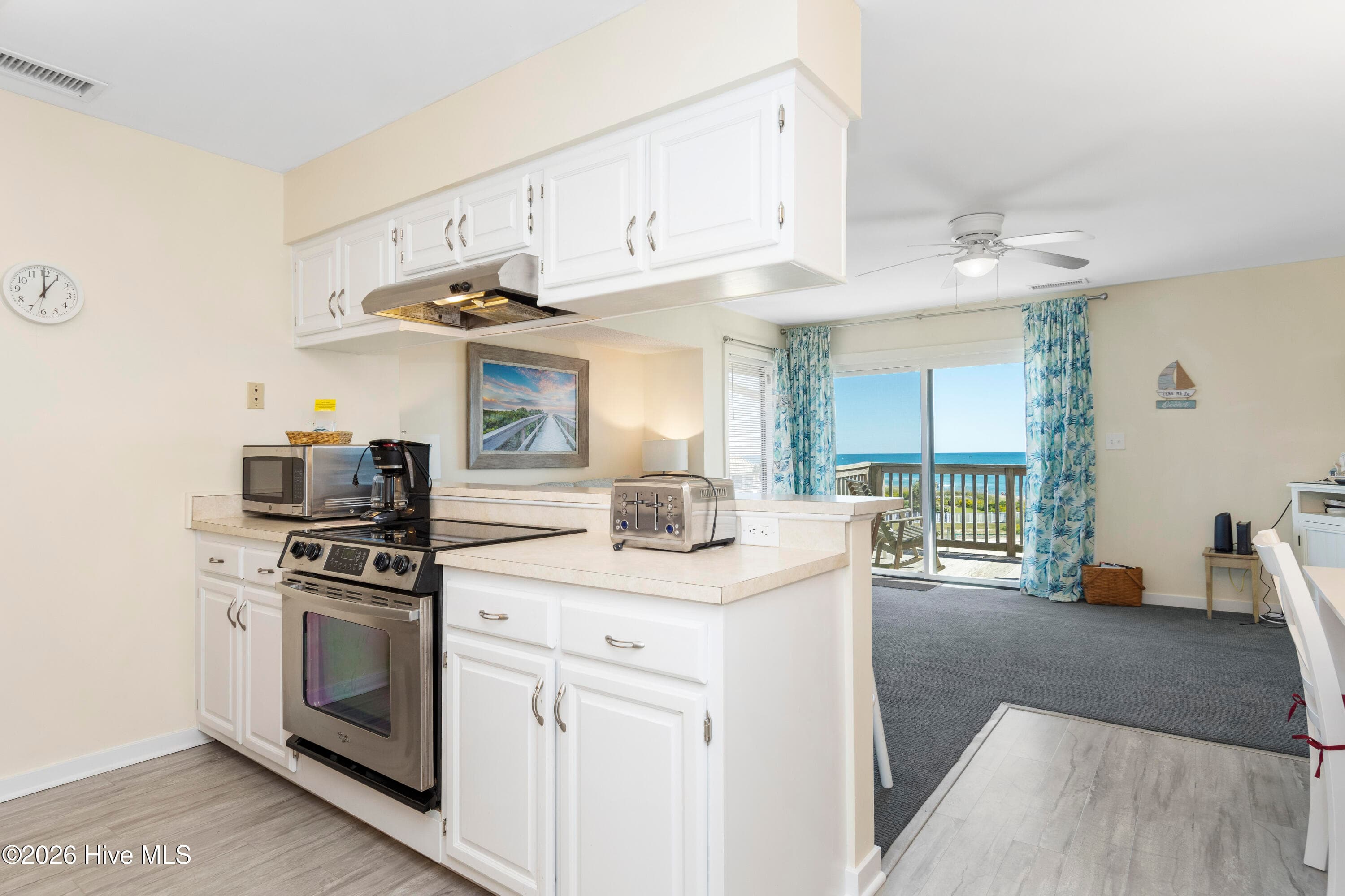 Condominium at 9100 Reed Drive 1301, Emerald Isle, NC 28594, photo 11 of 38