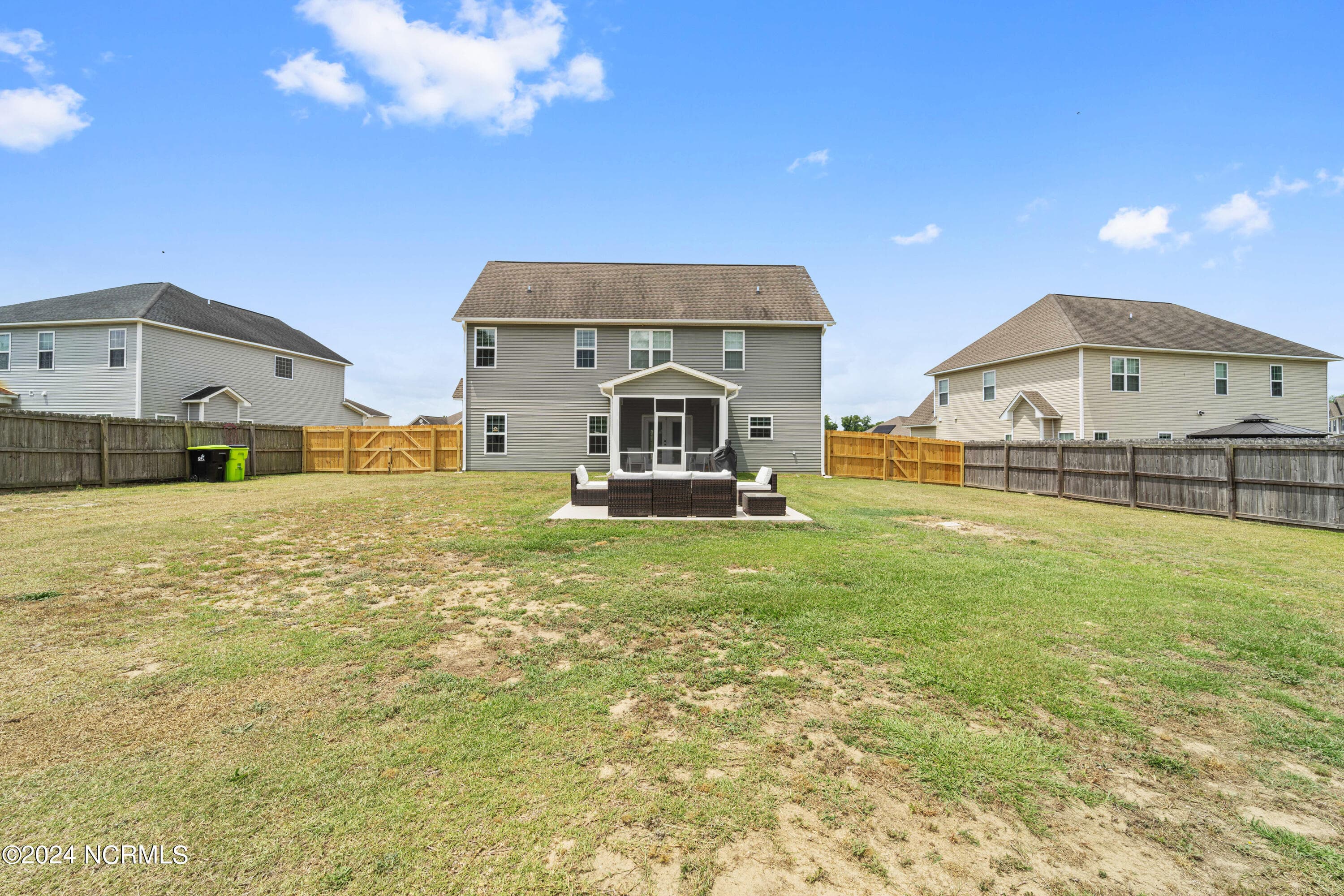 Single Family Residence at 135 Prelude Drive, Richlands, NC 28574, photo 23 of 27