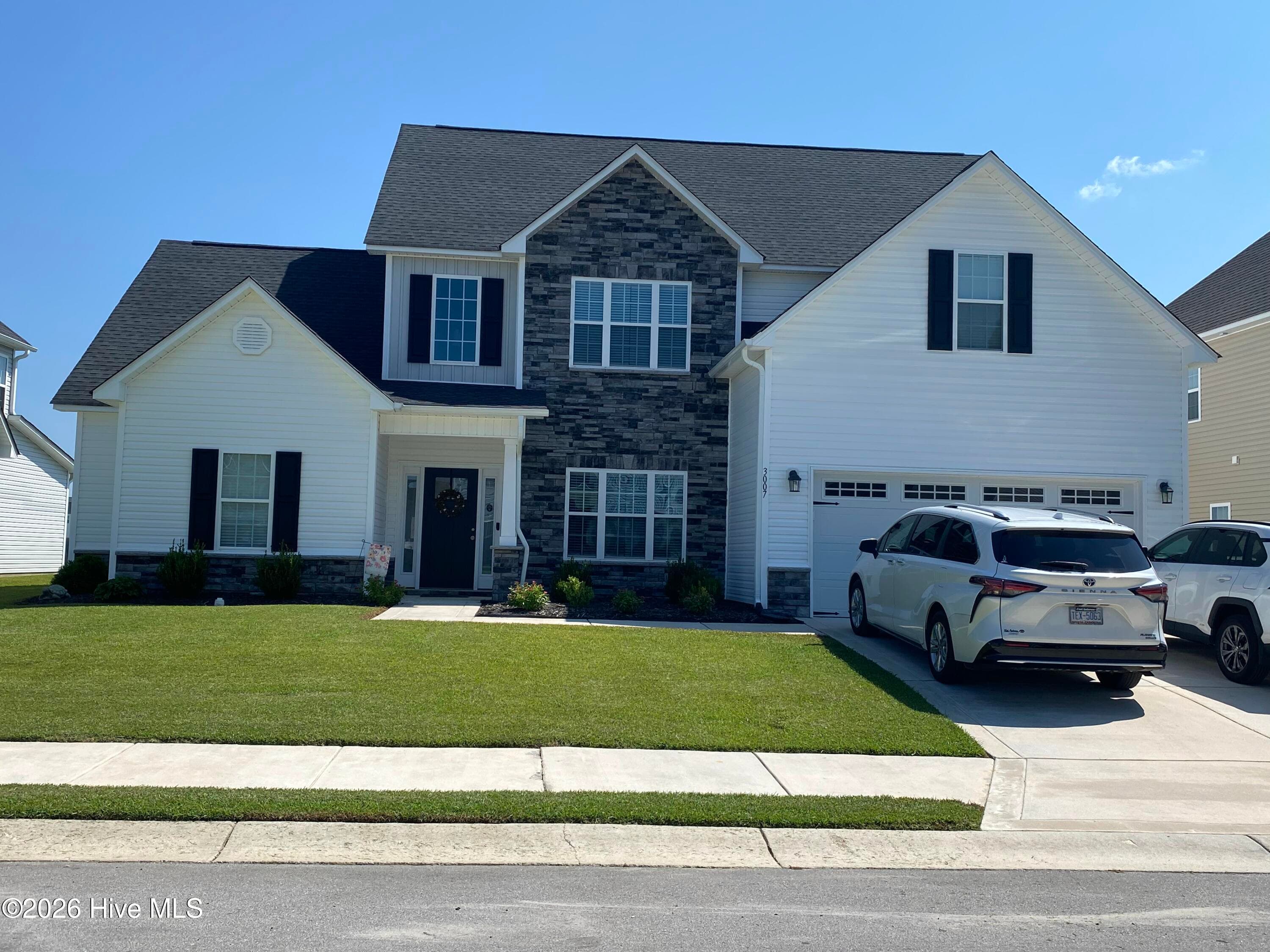 Single Family Residence at 3007 Weathersby Drive, New Bern, NC 28562, photo 2 of 59