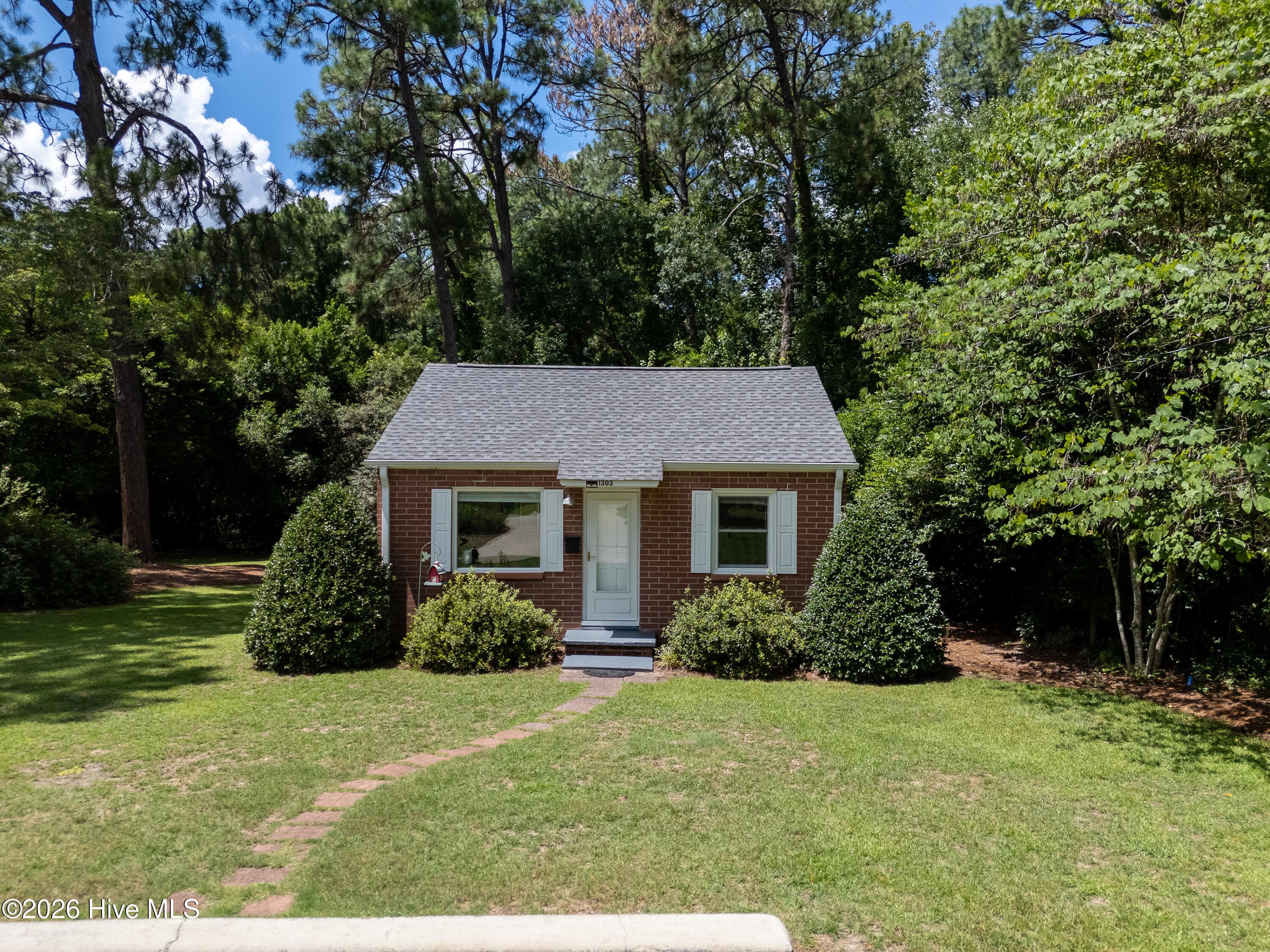 Single Family Residence at 1301 N Poplar Street, Aberdeen, NC 28315, photo 35 of 59