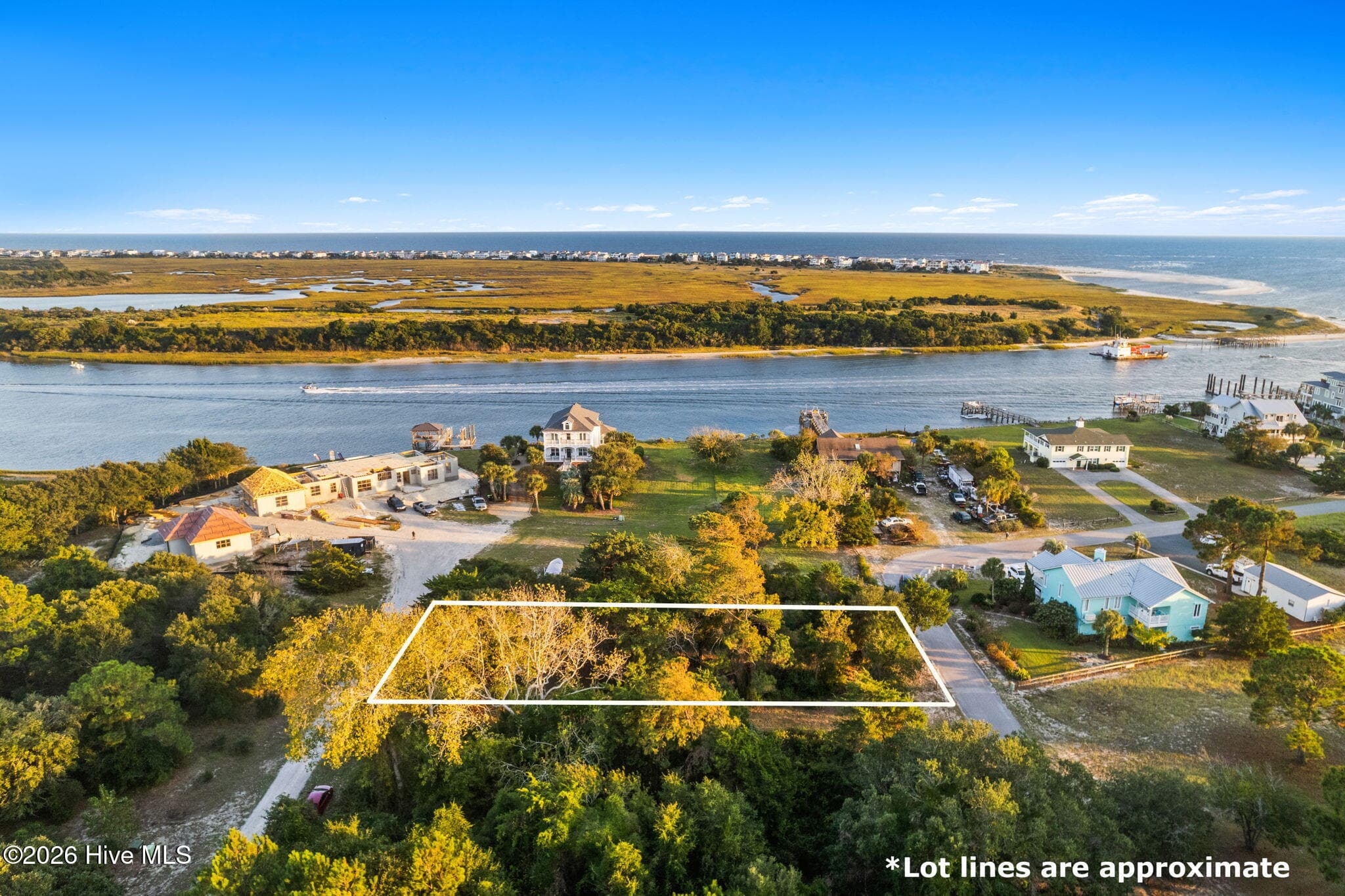 1717 8 Long Shore Drive SW, Shallotte, NC 28470