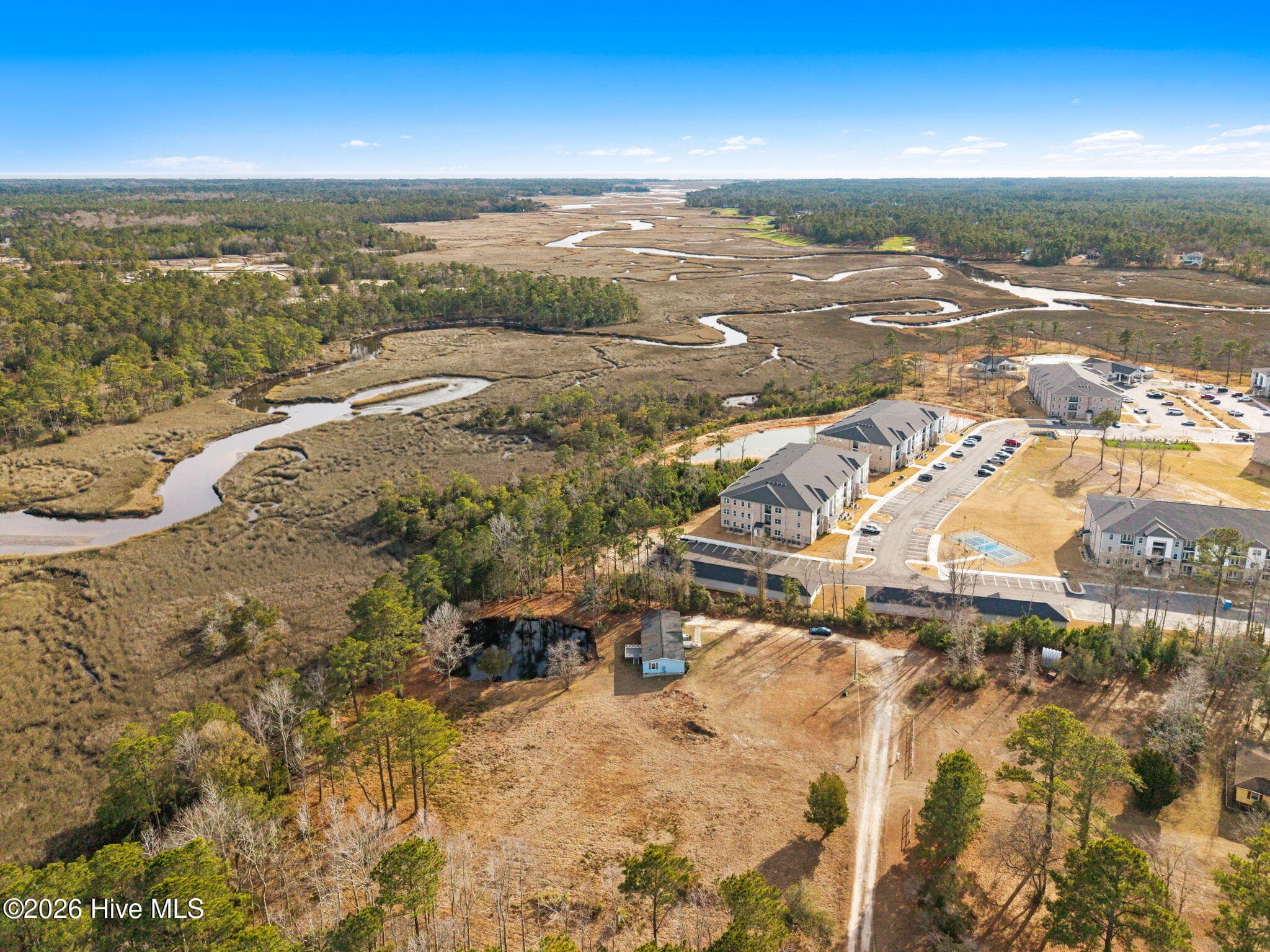 Manufactured Home at 286 Edgewater Drive SW, Shallotte, NC 28470, photo 12 of 56